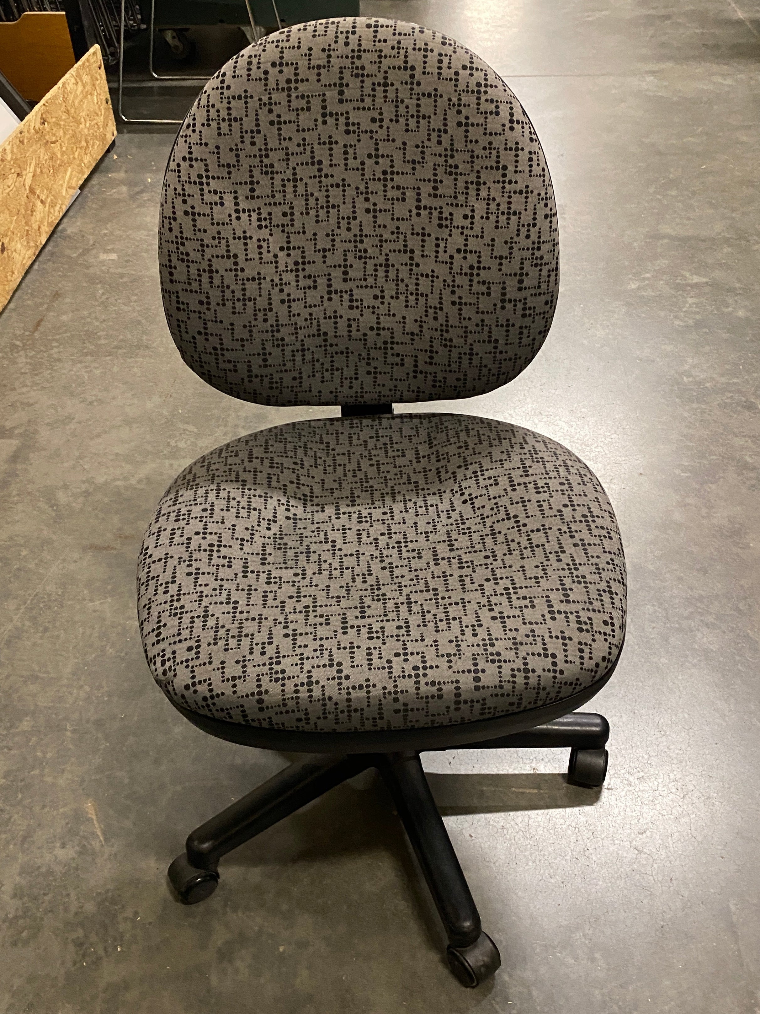 Grey Patterned Upholstered Wheeled Chair