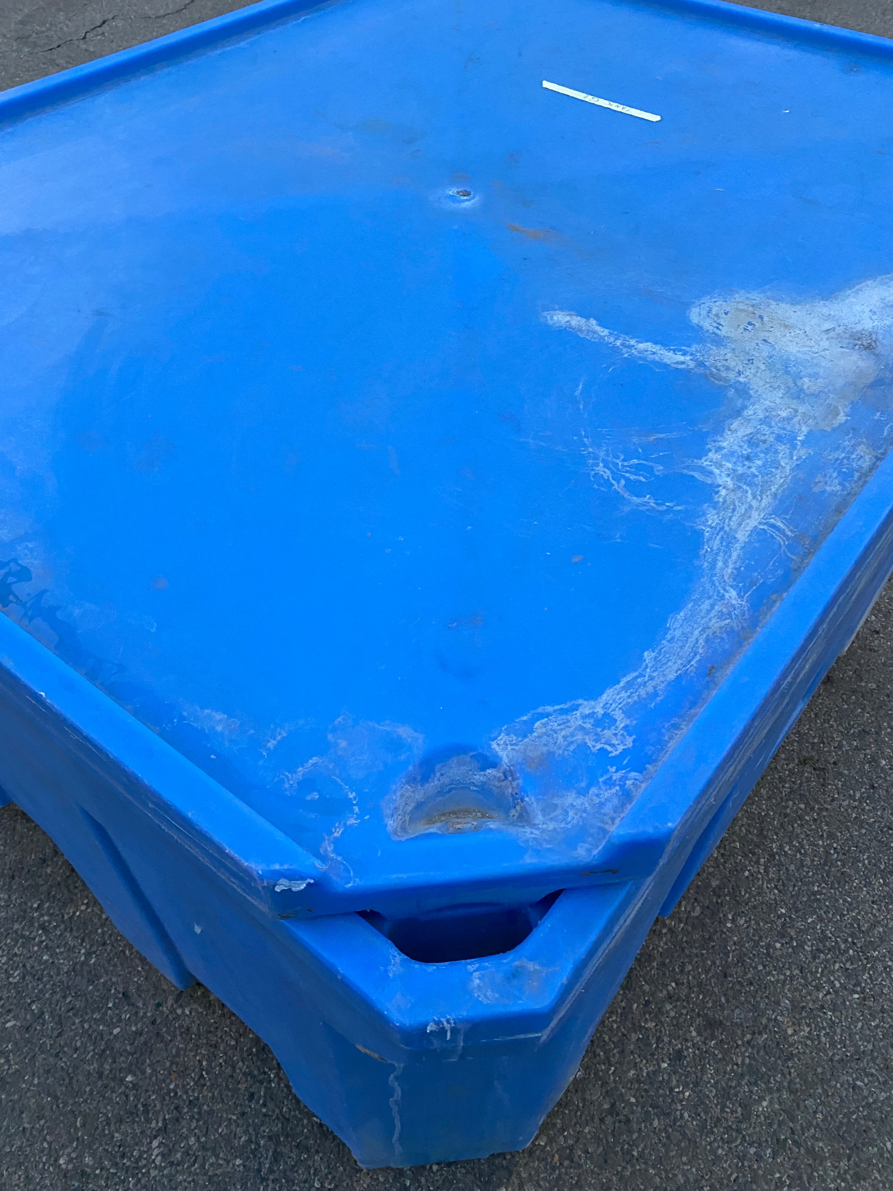 ULine Blue Bulk Liquid Storage Container