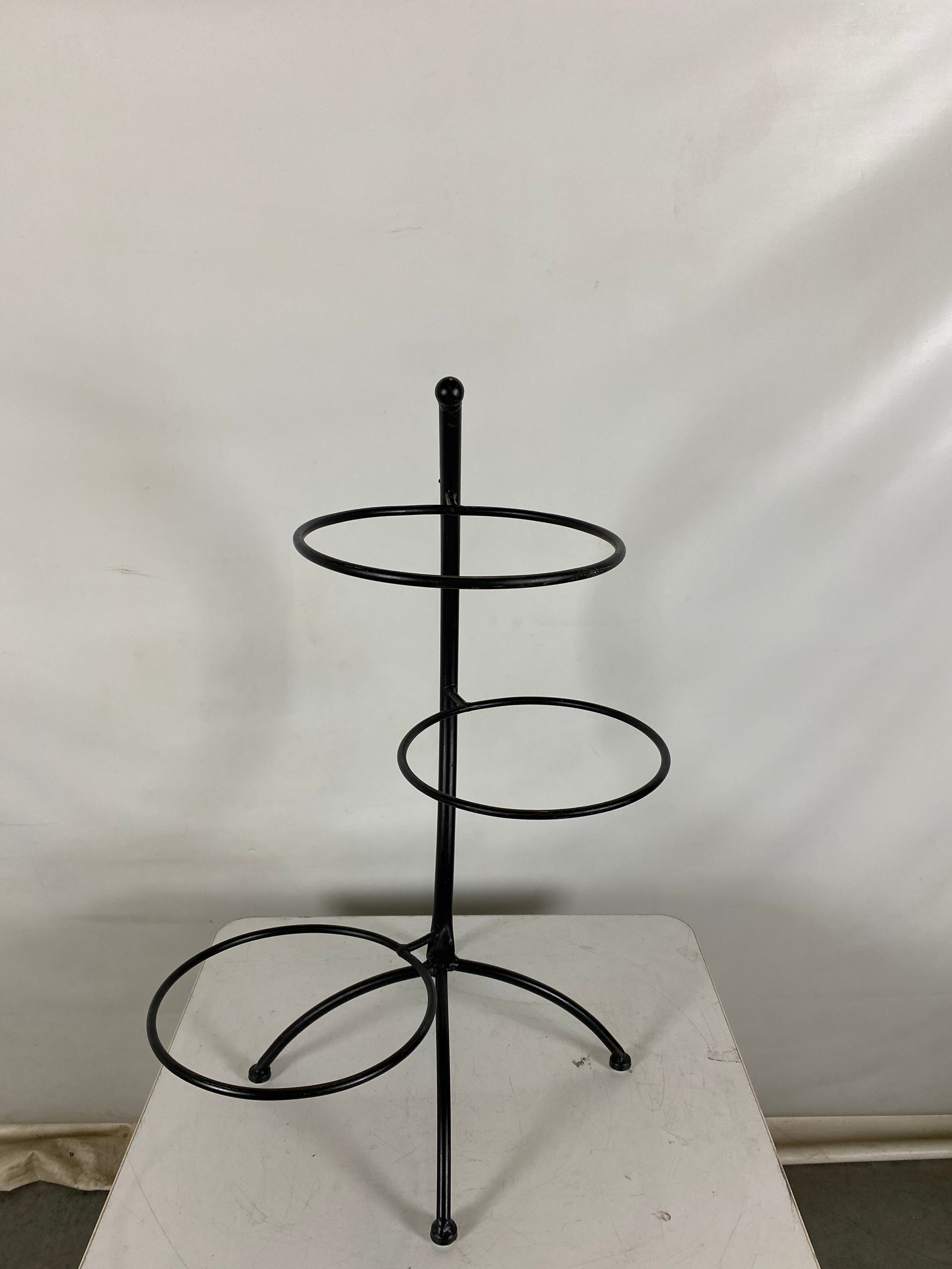 Black Rounded Tiered Floral Display Stand