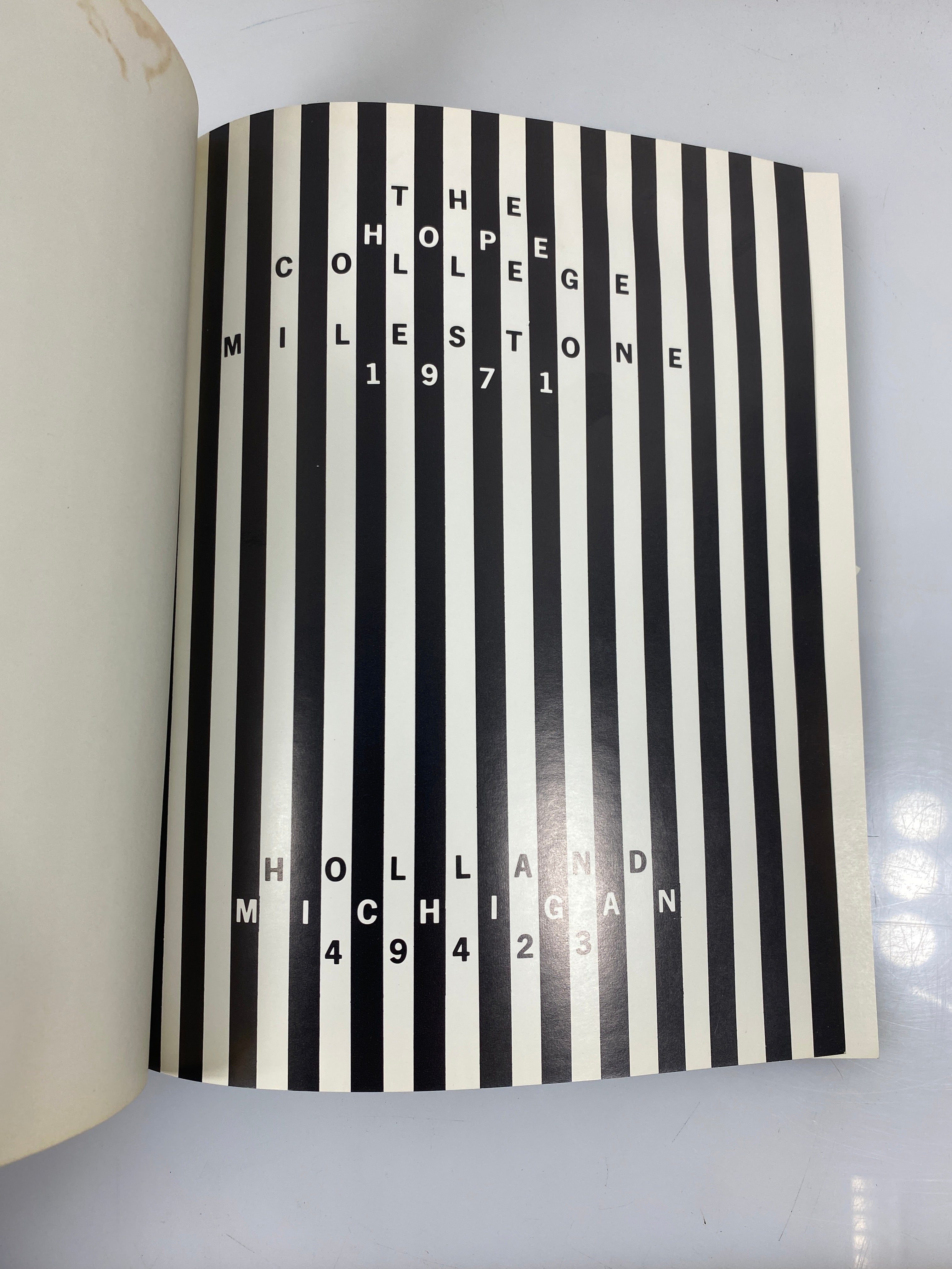 1971 "Milestone" Hope College Yearbook Holland Michigan SC