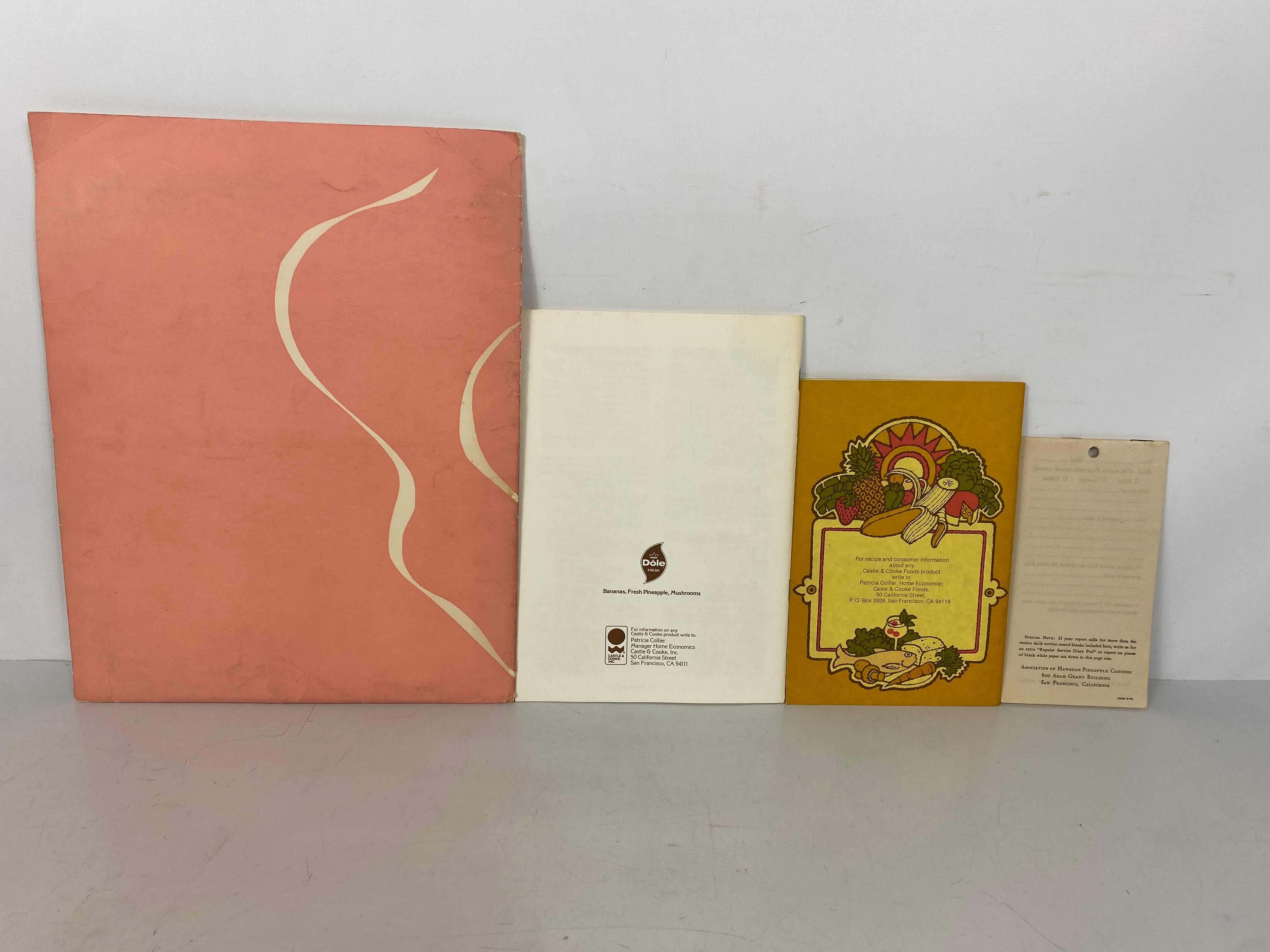 Lot of Vintage Pineapple and Banana Recipe Booklets w "Regular Service Plan" SC