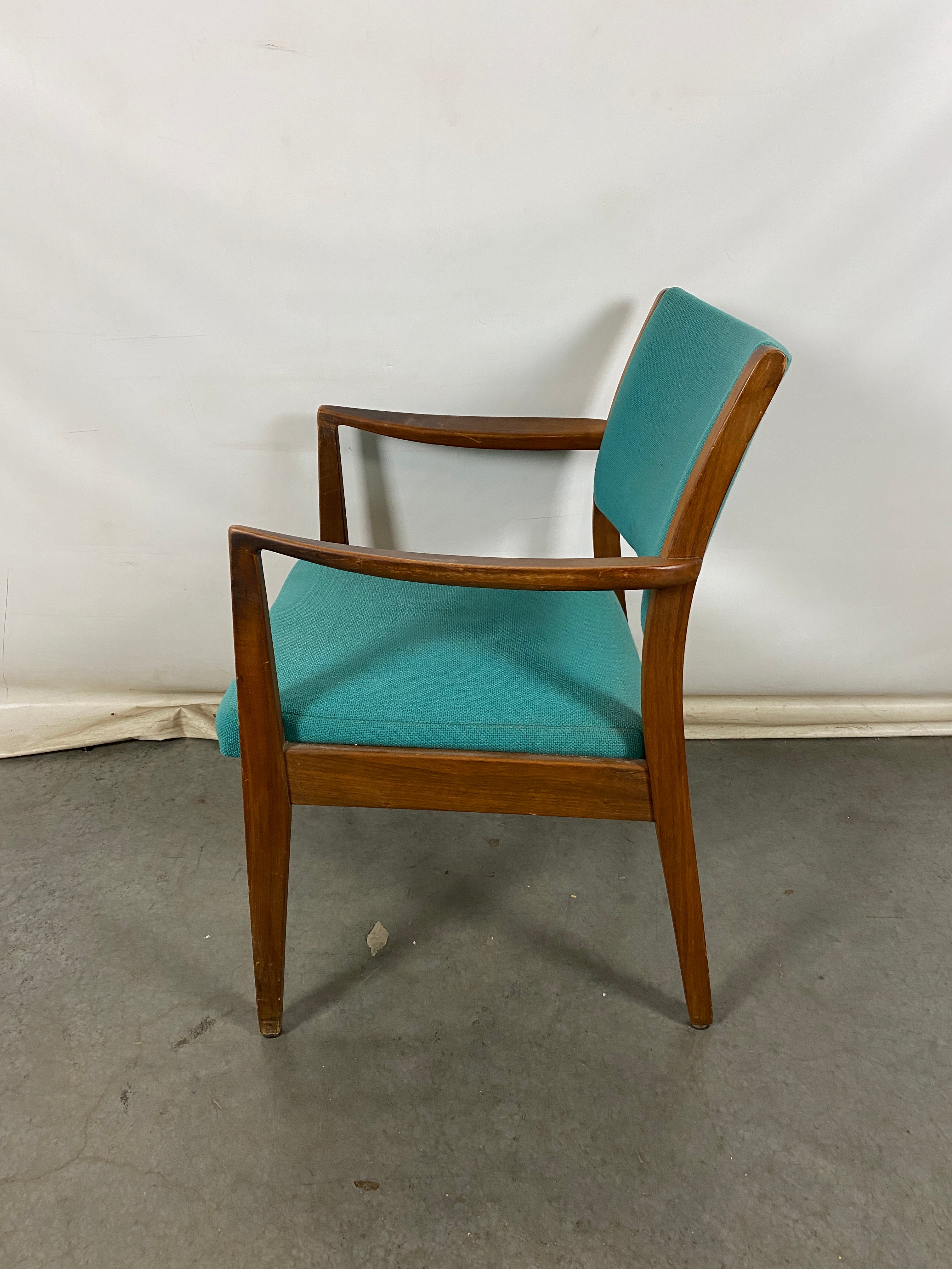 Taylor Chair Company Mid Century Modern Lounge Seat Walnut