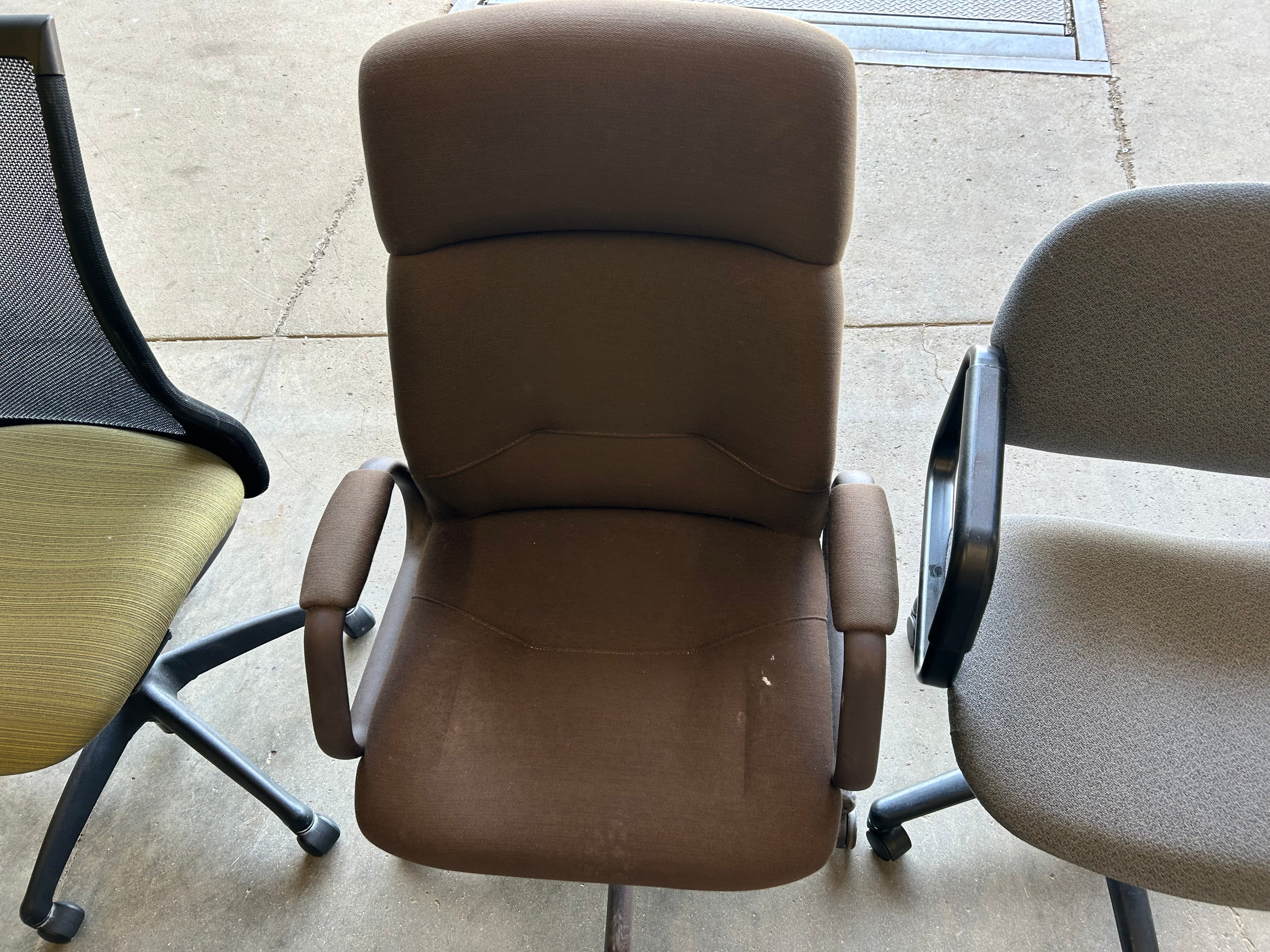 Lot of 6 Assorted Office Chairs
