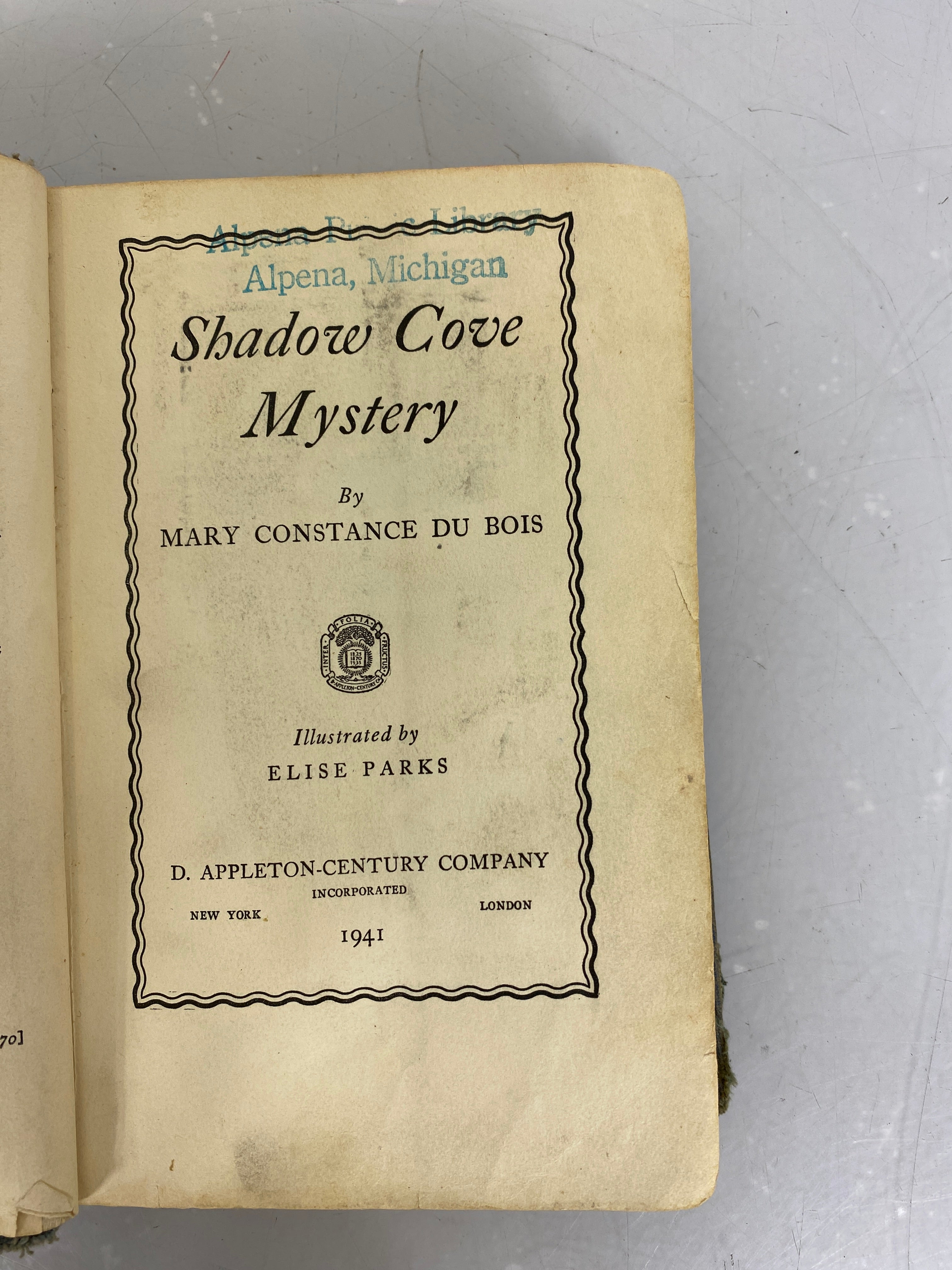Shadow Cove Mystery by Mary Constancy Du Bois 1941 HC