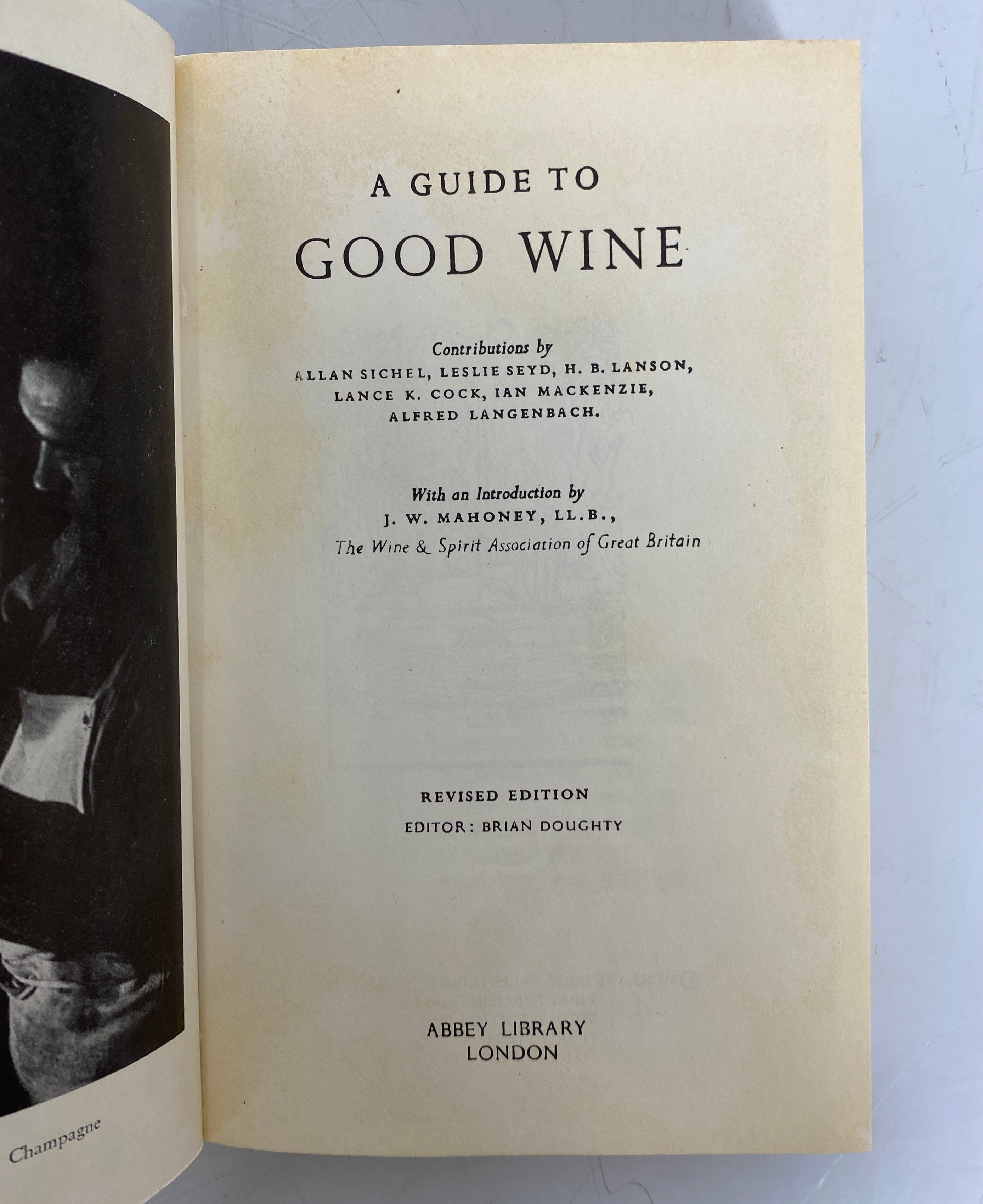 Lot of 2: Wine Makers Manual (Boswell)/A Guide to Good Wine 1952-71 HCDJ