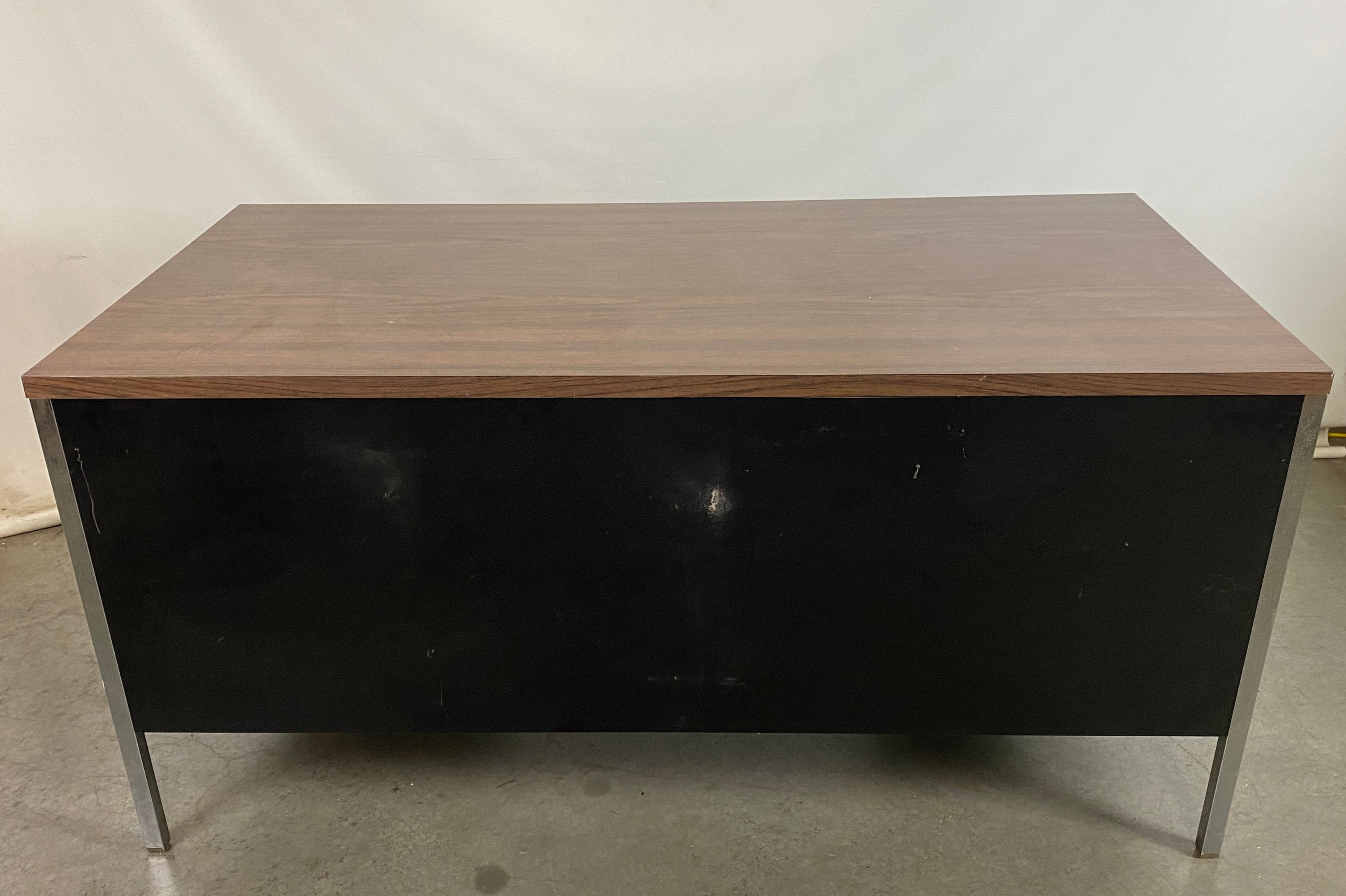 5 Drawer Steel and Wood Desk