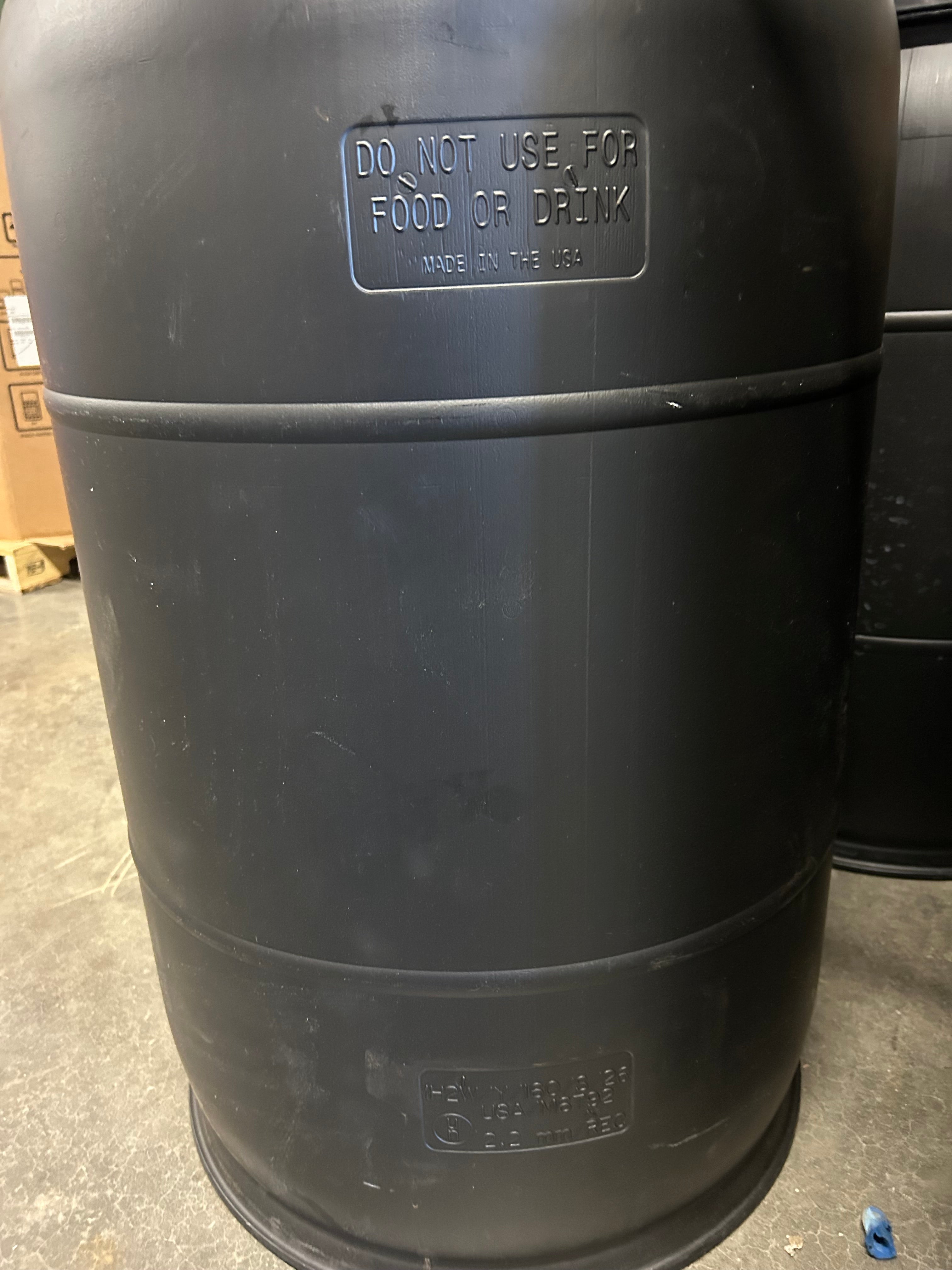 Pair of 2 55 Gallon Drums with Lids #2