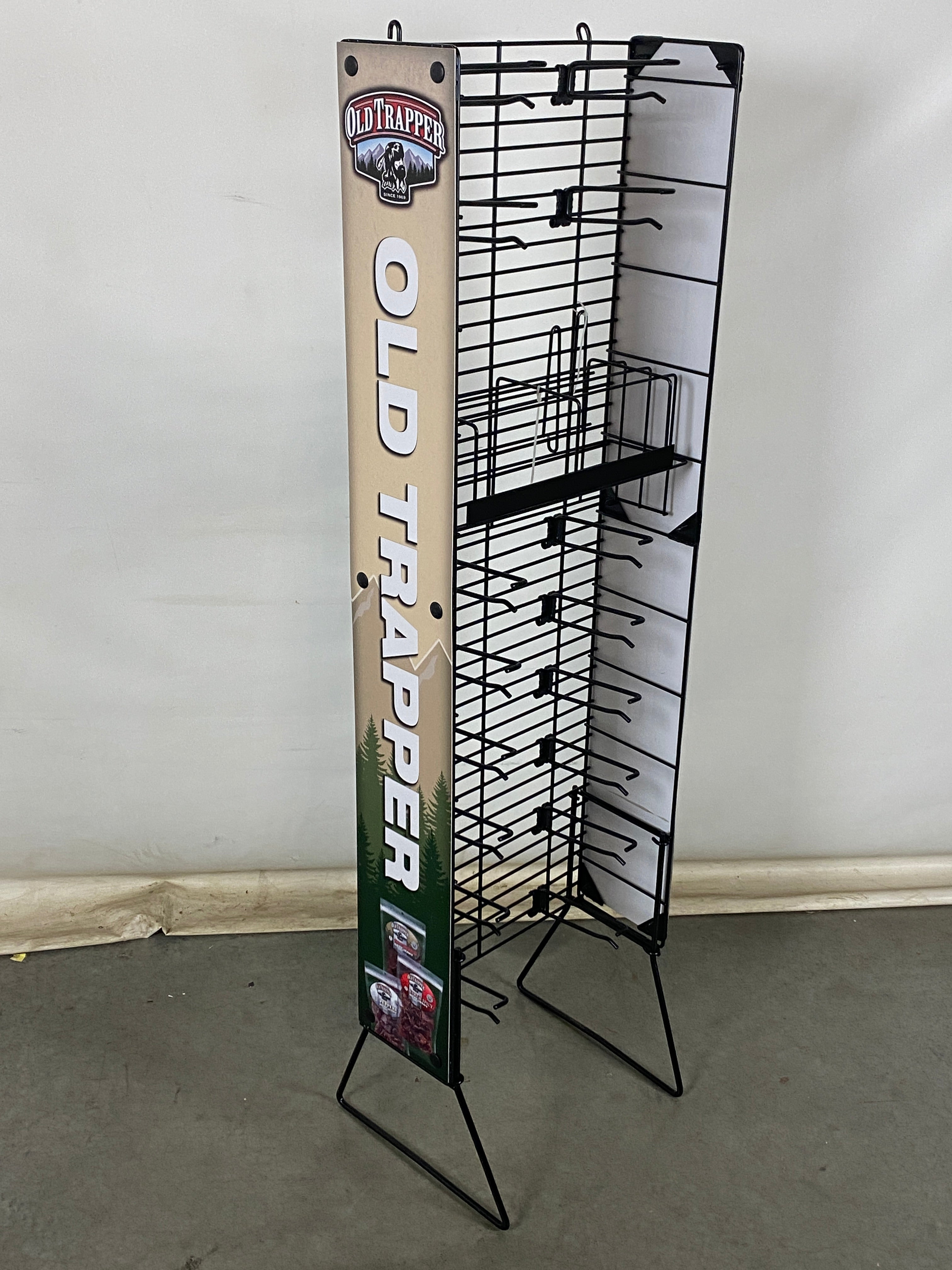 Old Trapper Black Adjustable Wire Display Rack