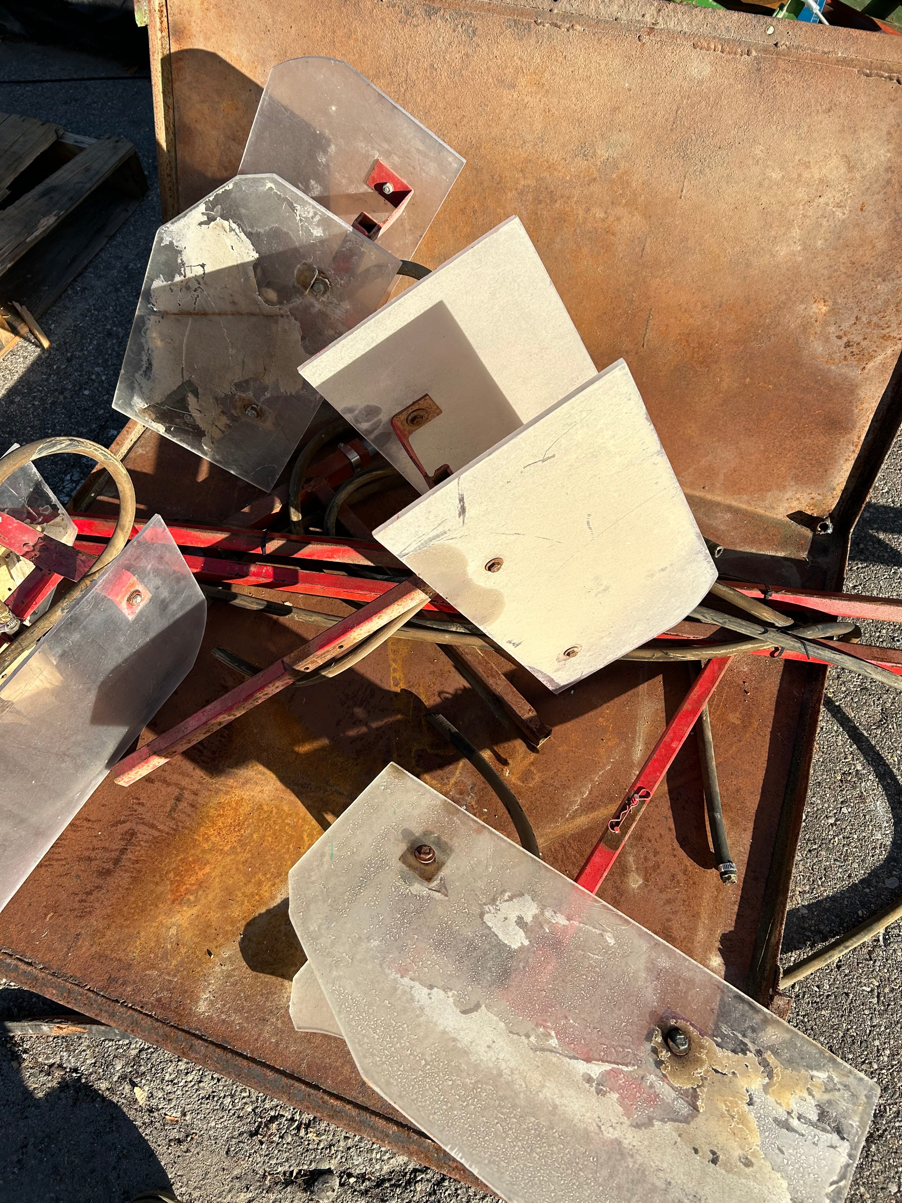 Lot of Miscellaneous Farm Industrial Equipment *Parts or Repair* Scrap Bid #588- 1,020lbs