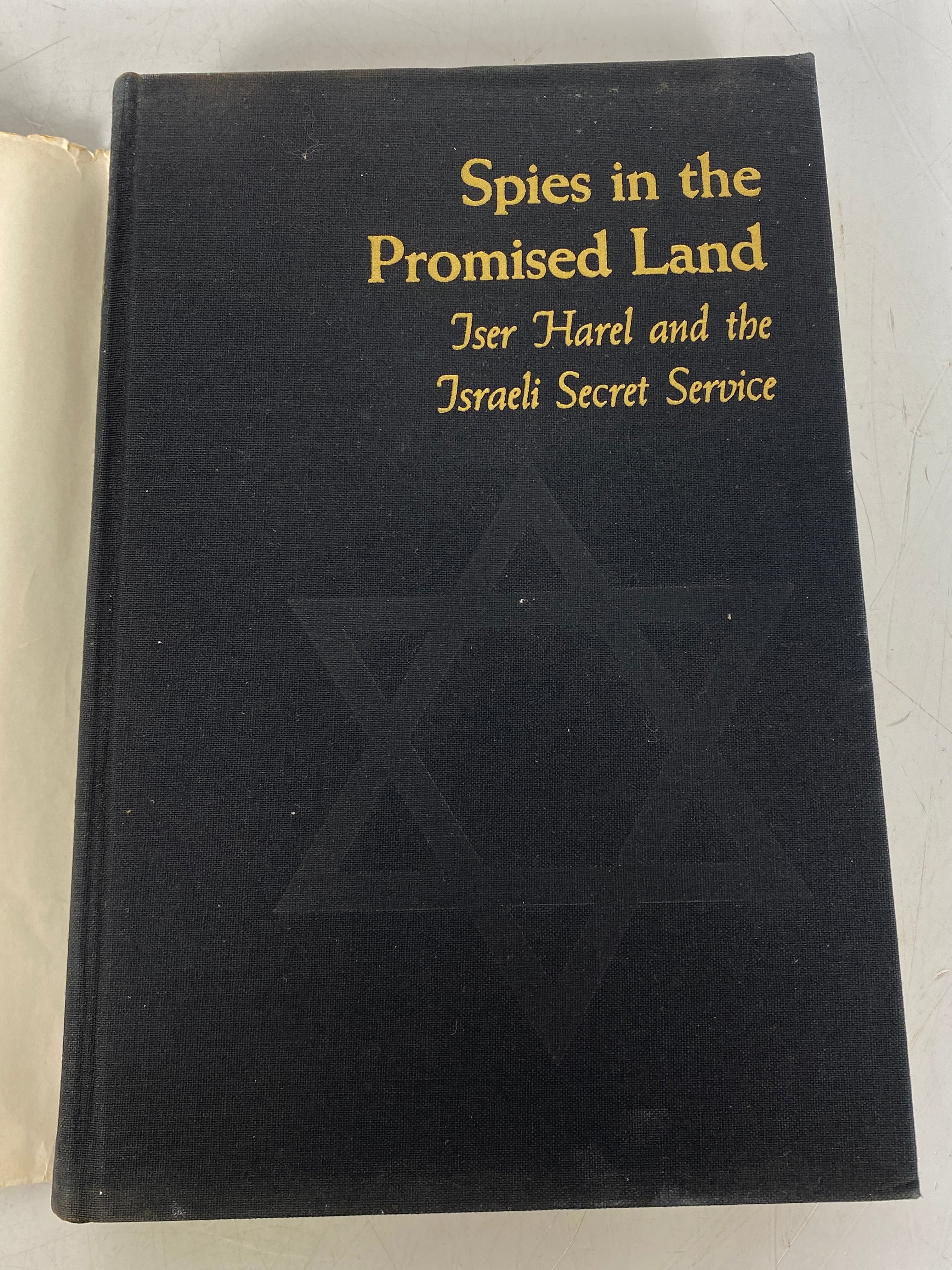 Spies in the Promised Land Israeli Secret Service M. Bar-Zohar 1st Print HCDJ