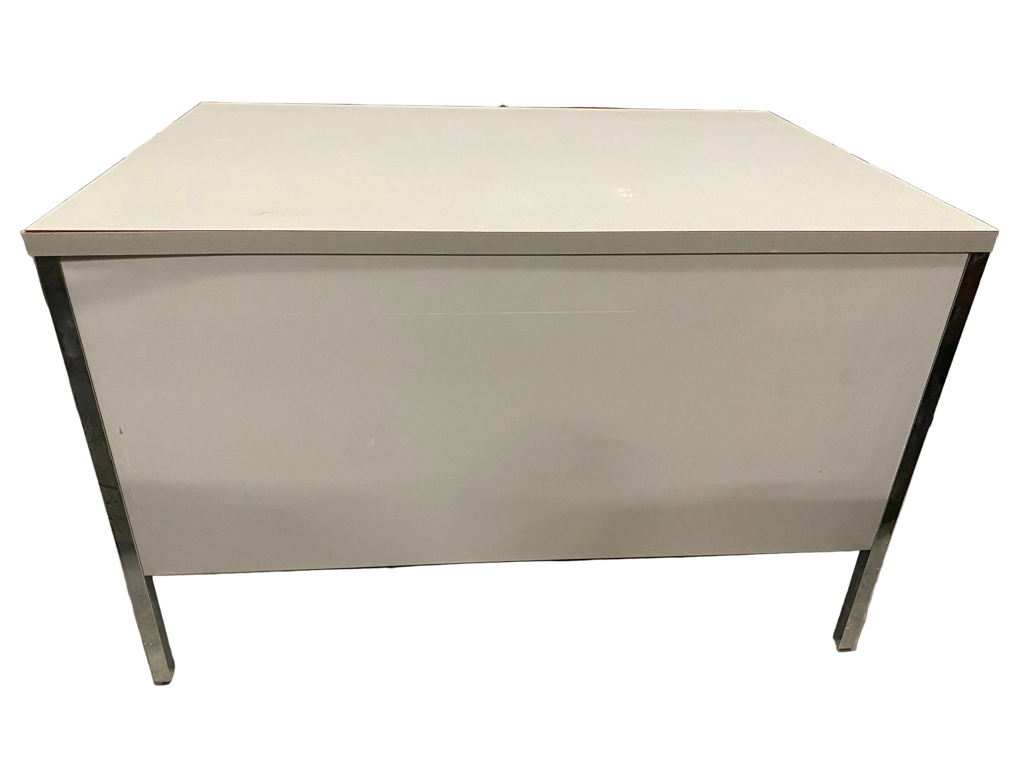 White Metal Desk With Drawers
