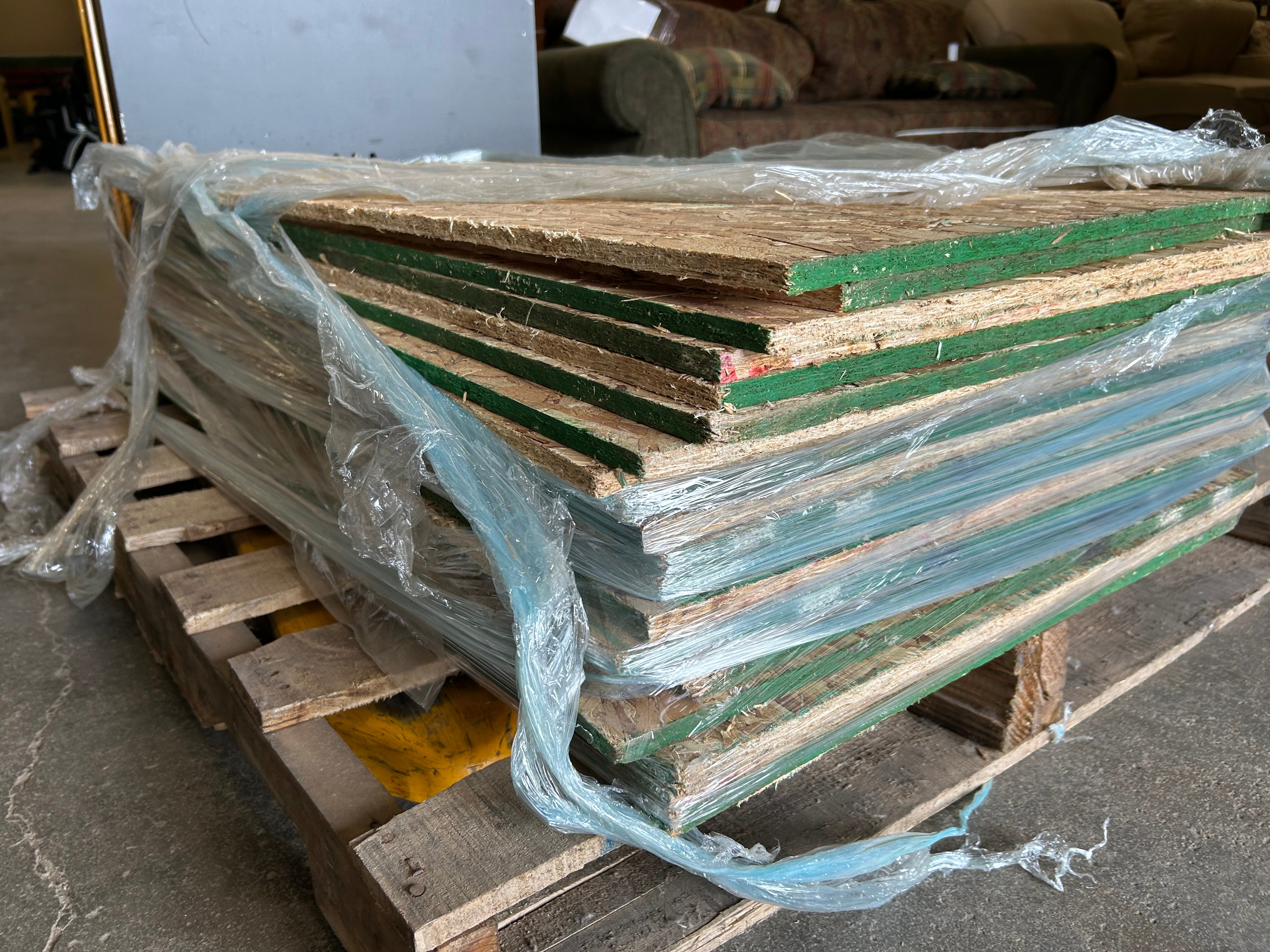 Lot of OSB Cut Offs