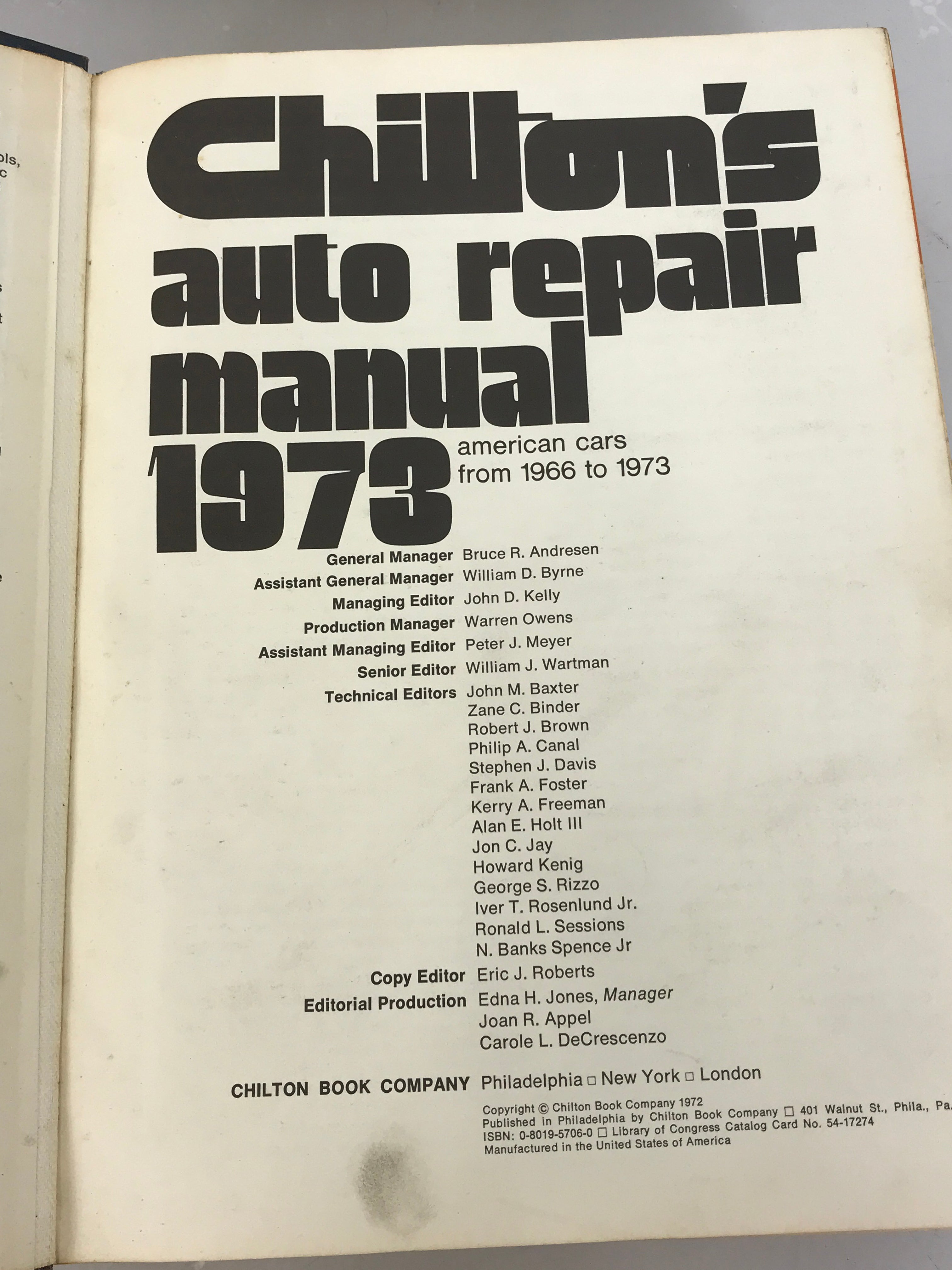 Chilton's Auto Repair Manual 1973 American Cars from 1966-1973 HC 1972