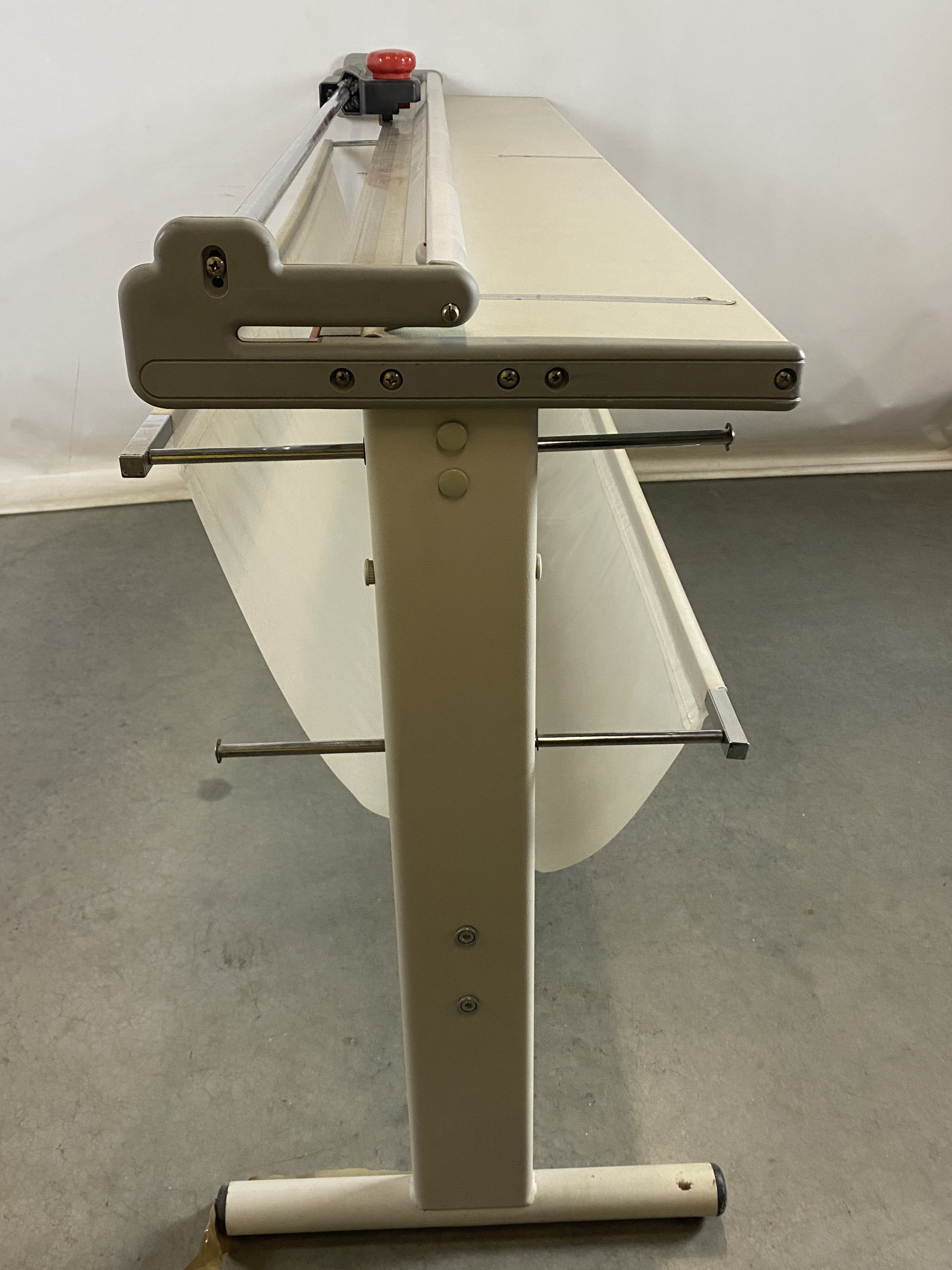 Neolt Trim 150 Manual Rotary Cutter
