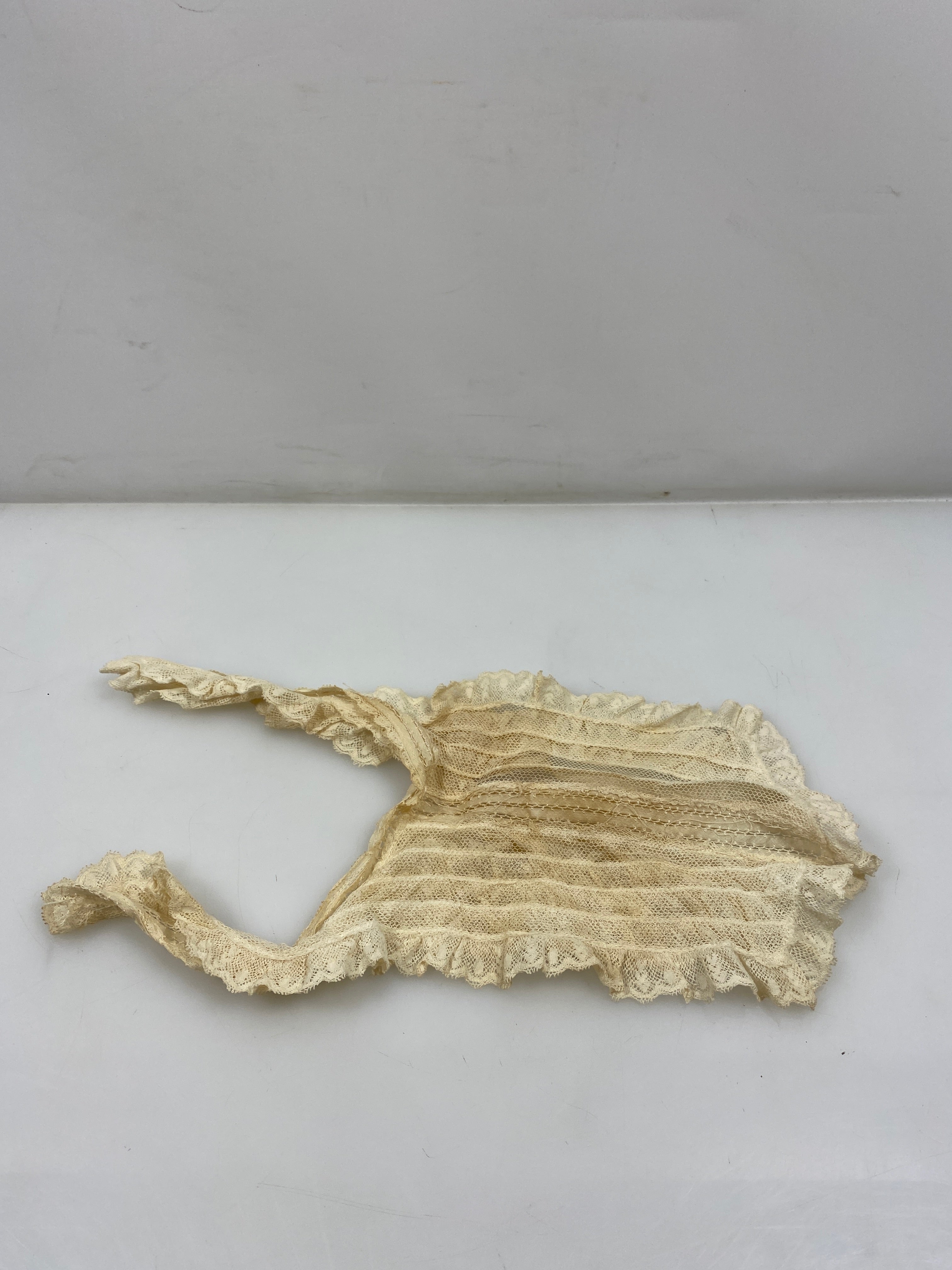 Vintage 1890s Children's Lace Frilly Collar