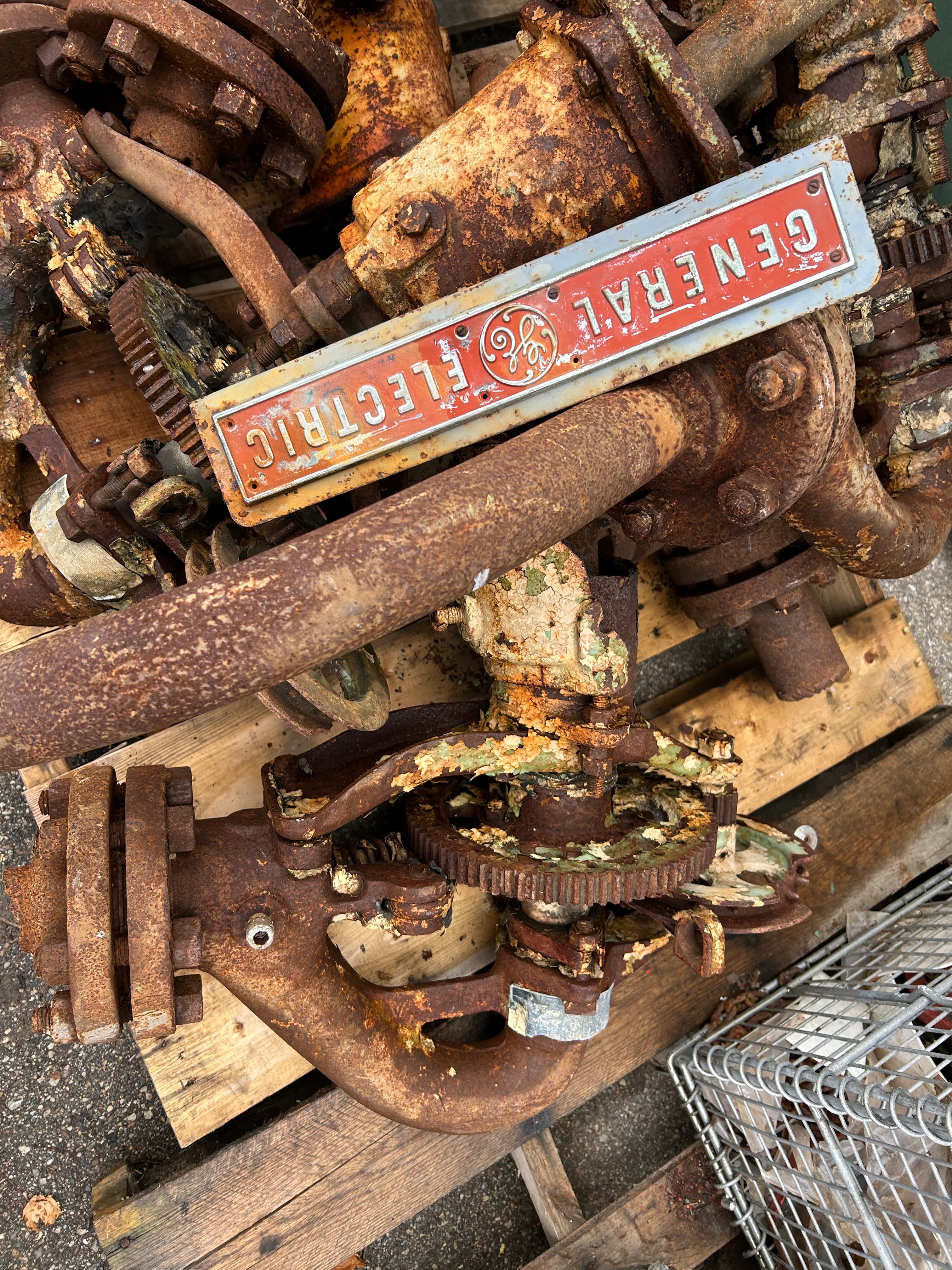 Scrap Bid #594 - 820lbs