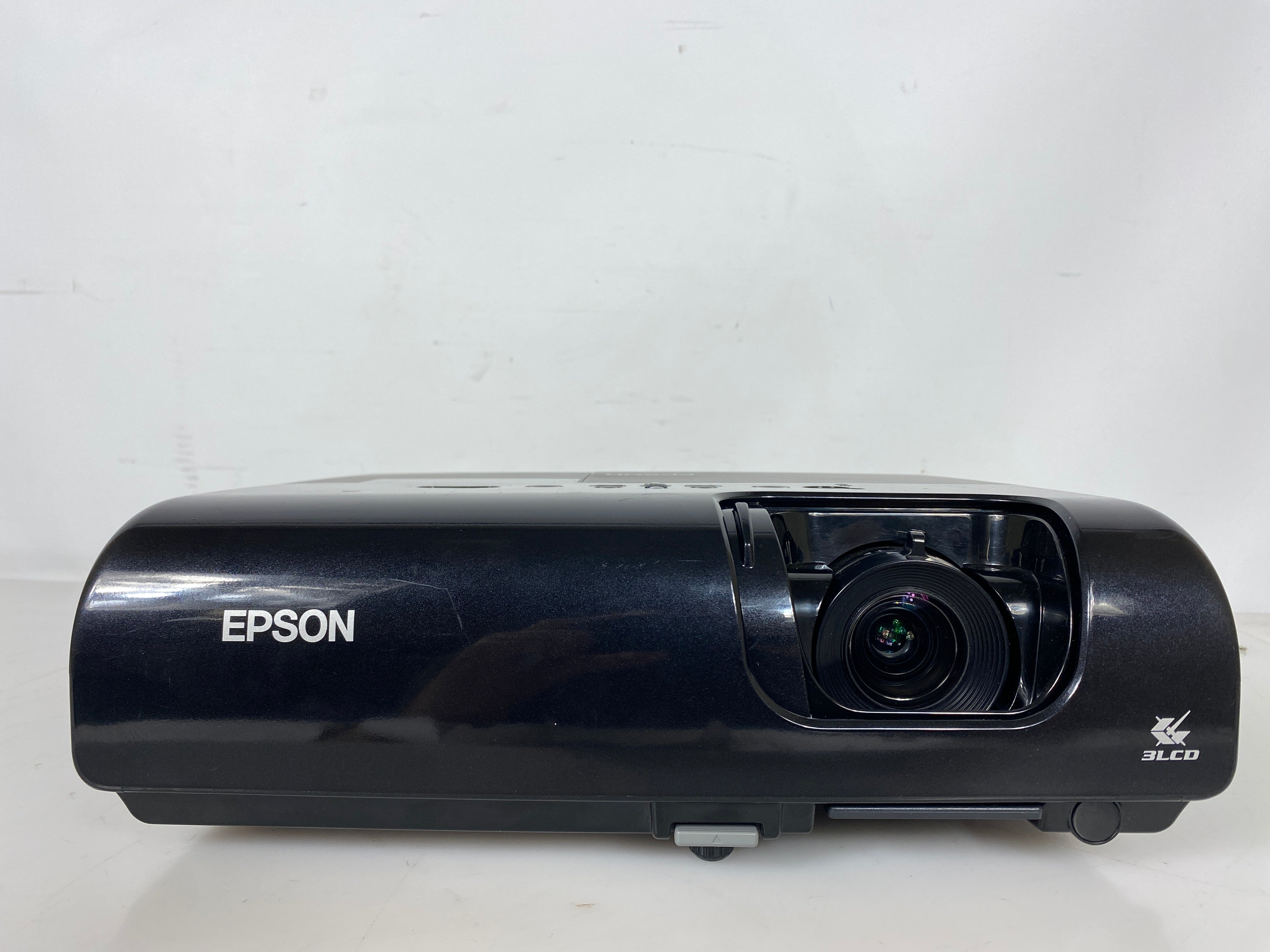 Epson PowerLite 77c 3LCD Multimedia Projector