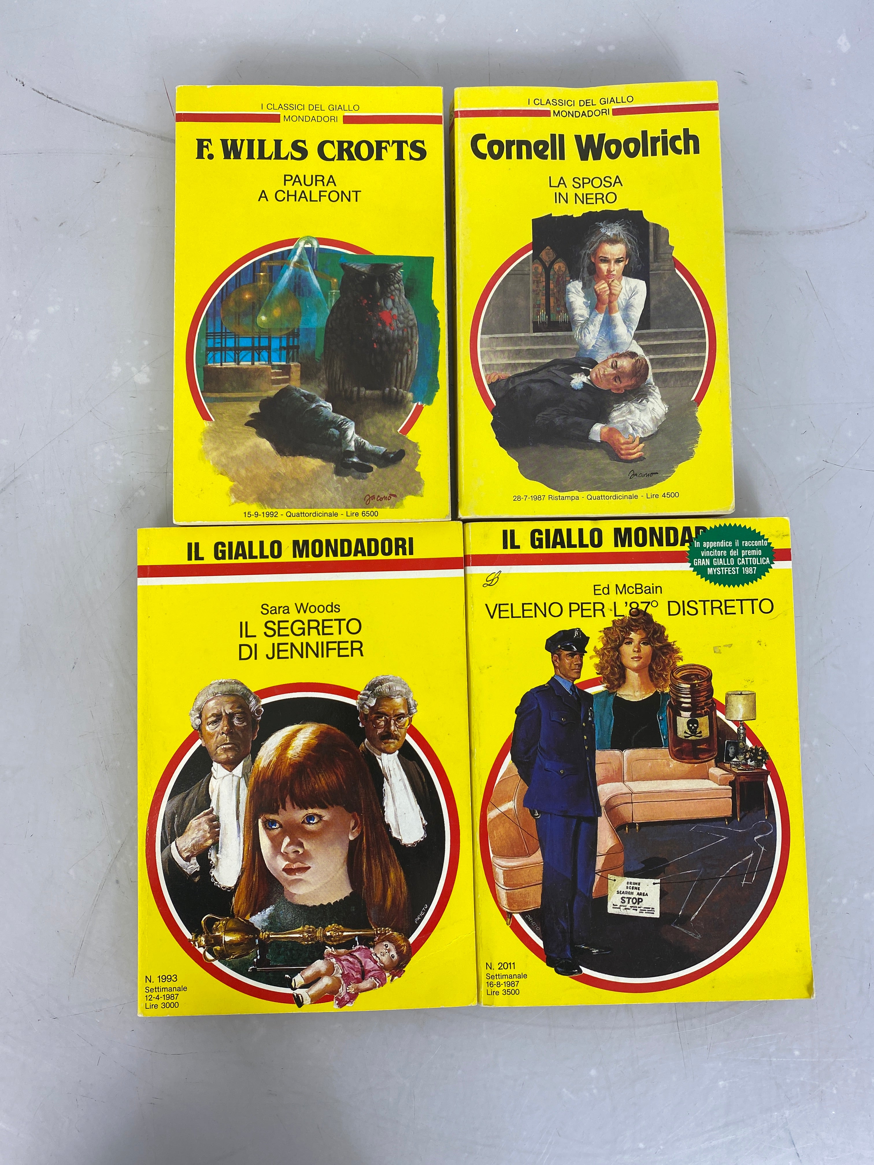 Lot of 4 Italian Language Mystery Novels I Classici Del Giallo Mondadori 1987-1992 SC
