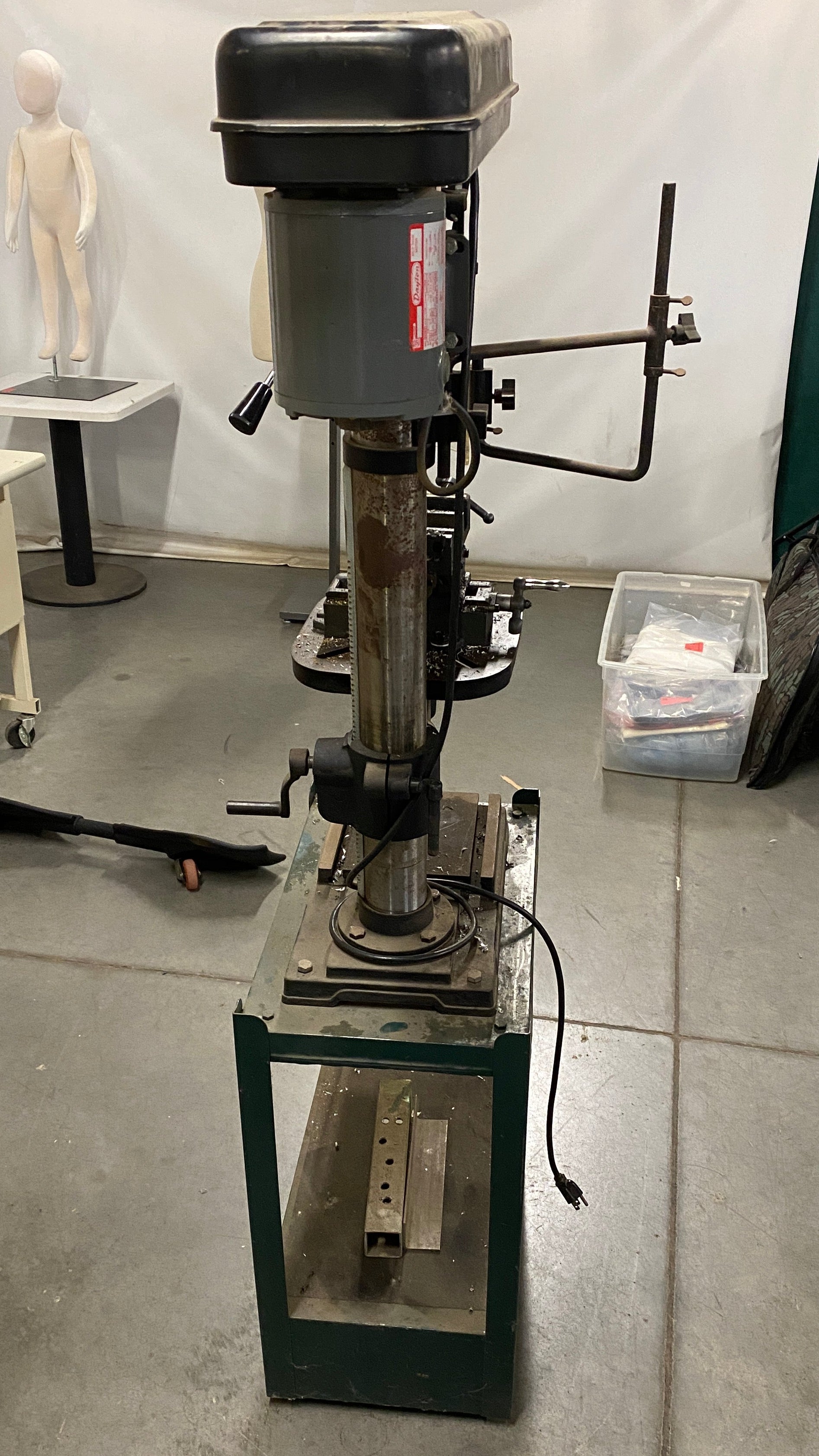 Dayton #5K281C Speed Dial Drill Press