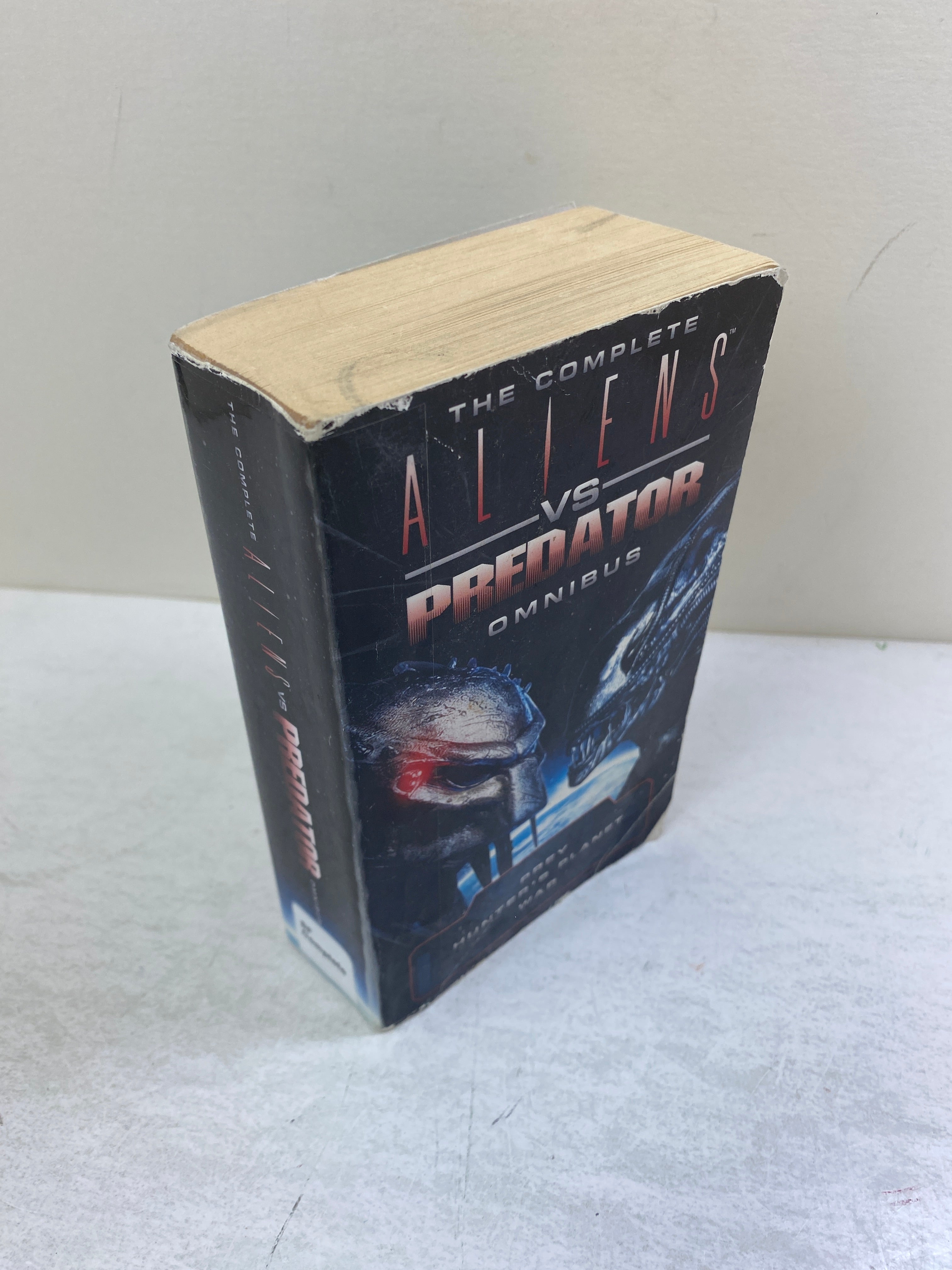 Aliens Vs Predator Omnibus SC 2016 Ex Lib