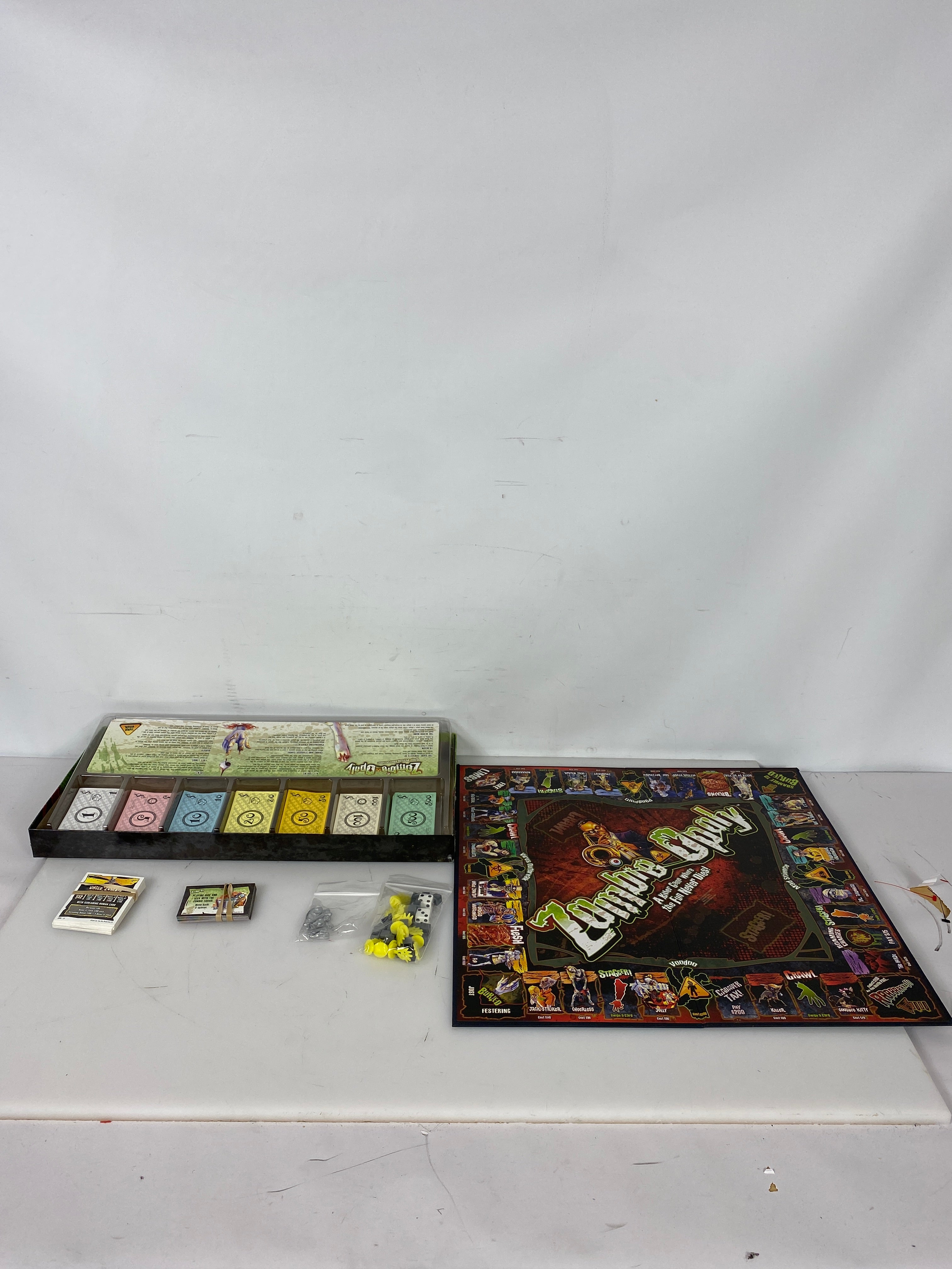 Zombieopoly Board Game