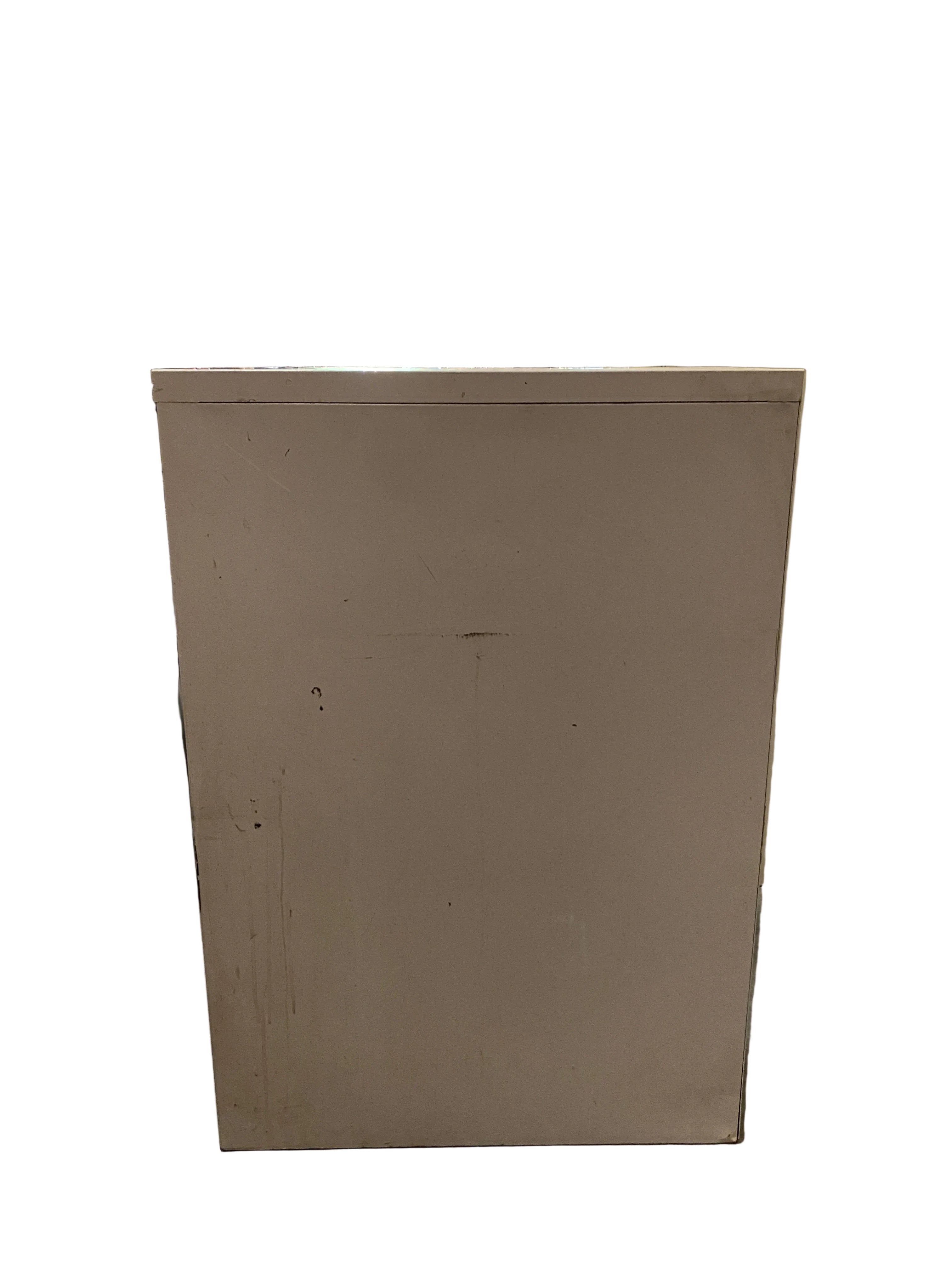 Steelcase Grey 3 Drawer Filing Cabinet