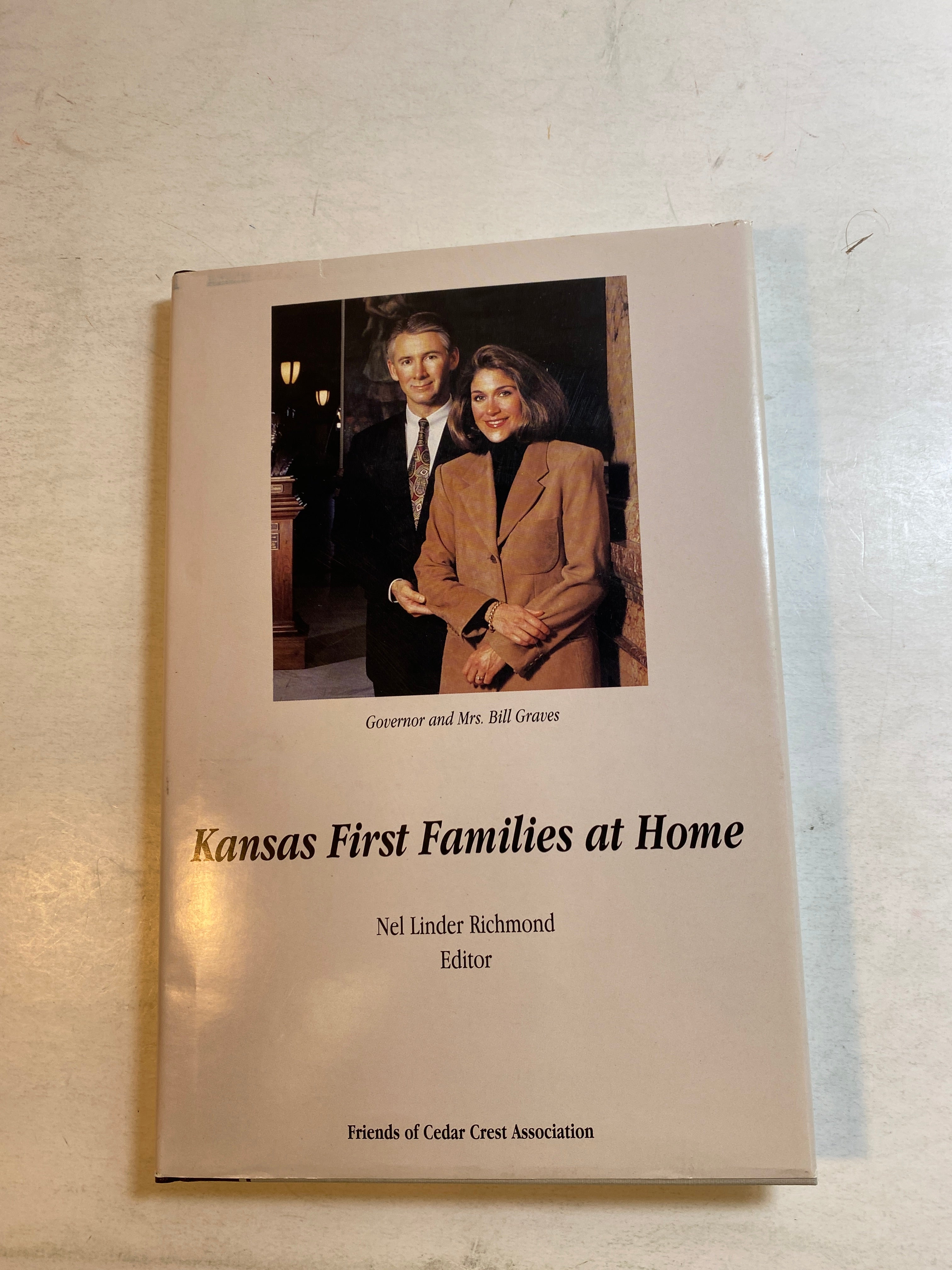 Kansas First Families at Home HC 1993 Linda Graves *Signed*