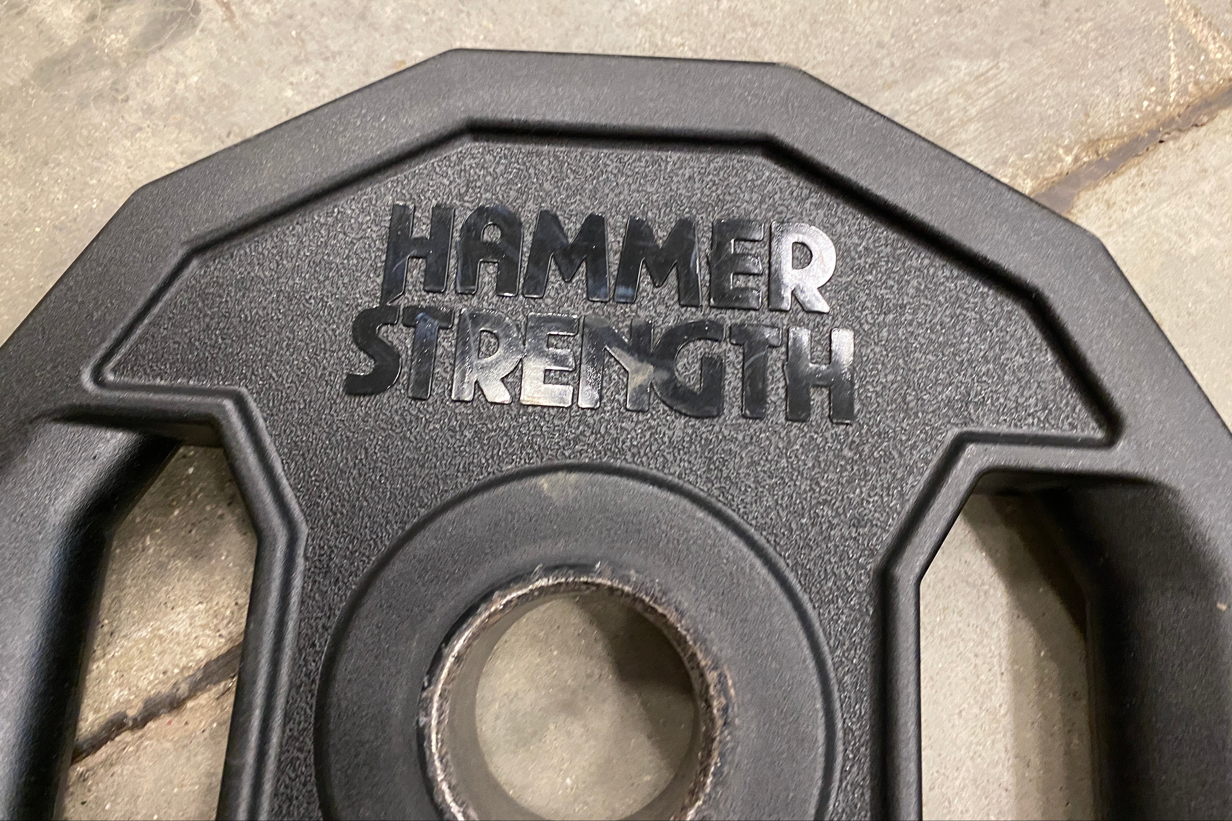 Hammer Strength 25 Pound Weight w/ Spartan Head Engraving