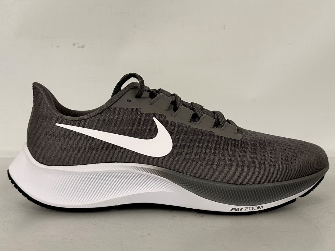 Deshacer evidencia Pef Nike Grey Air Zoom Pegasus 37 TB Running Shoes Men's Size 7.5 – MSU Surplus  Store