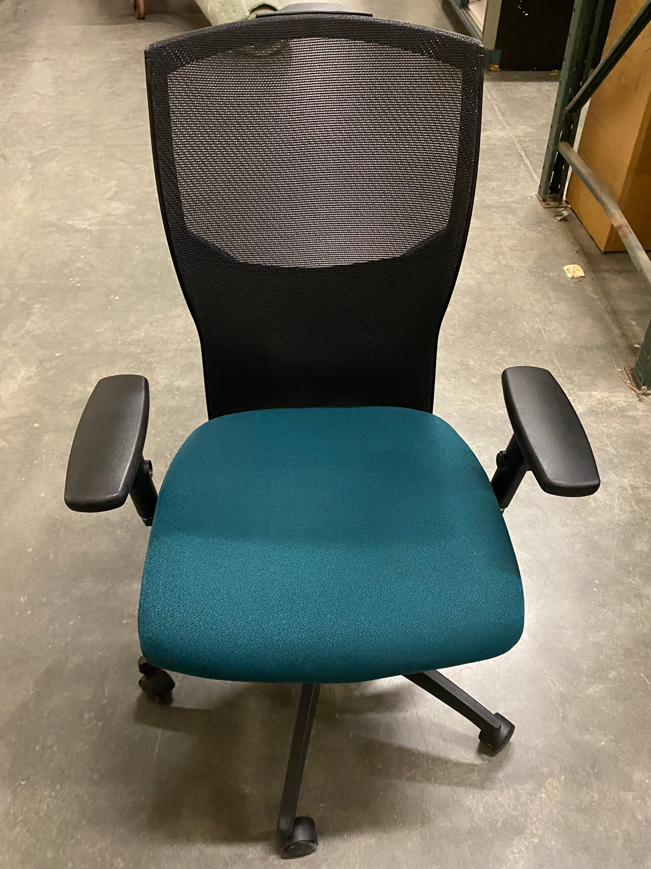 Global Upholstery Co INC Teal Upholstered Office Chair