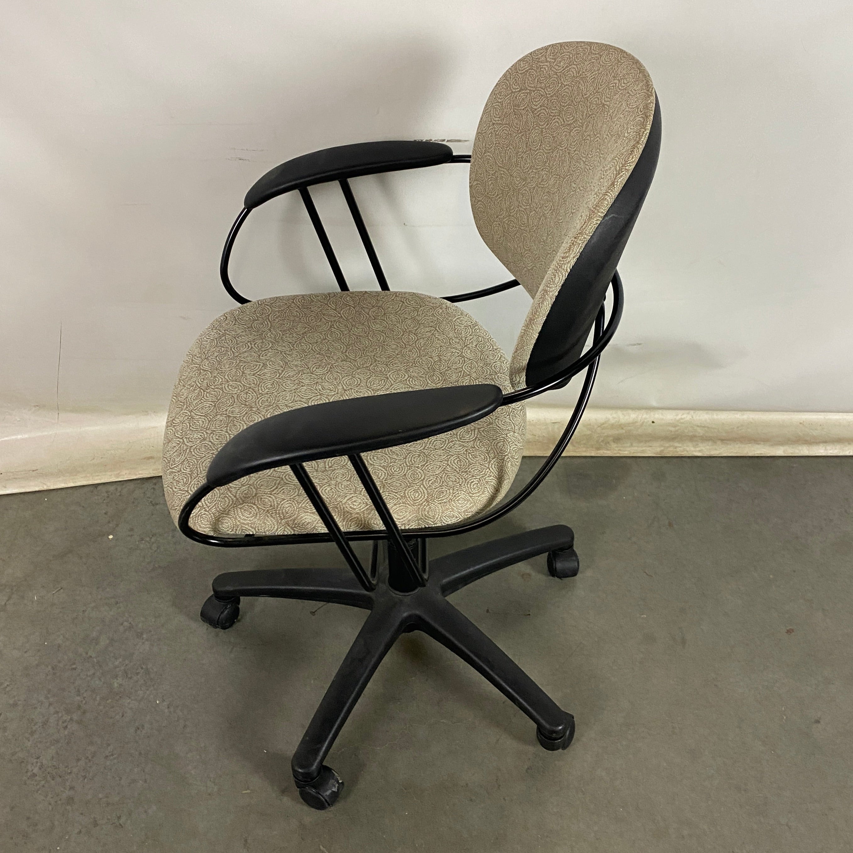 Steelcase #37883 Beige and Black Adjustable Office Chair