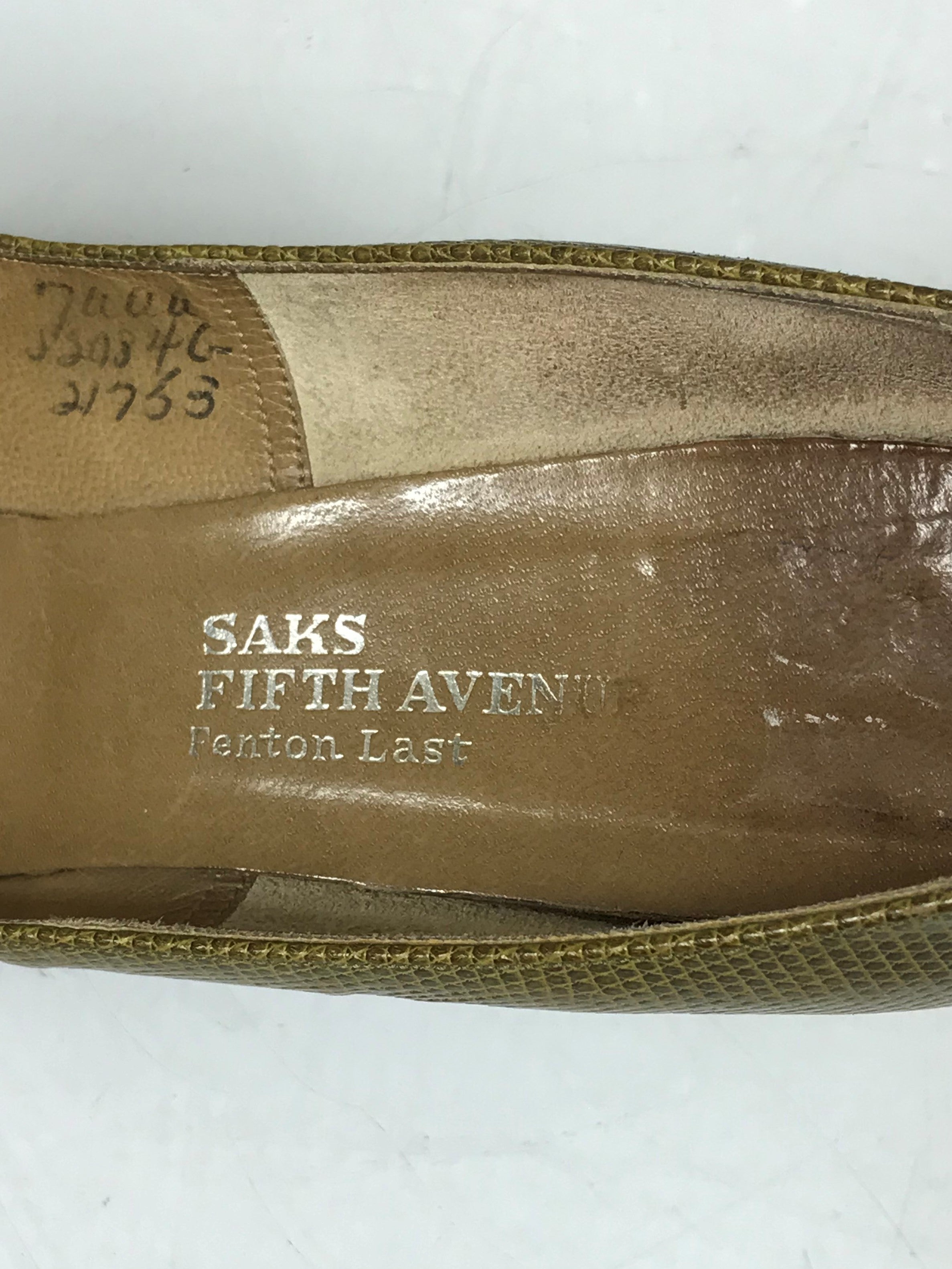 Shoes Fenton Last for Saks Fifth Avenue Black Patent with Beige
