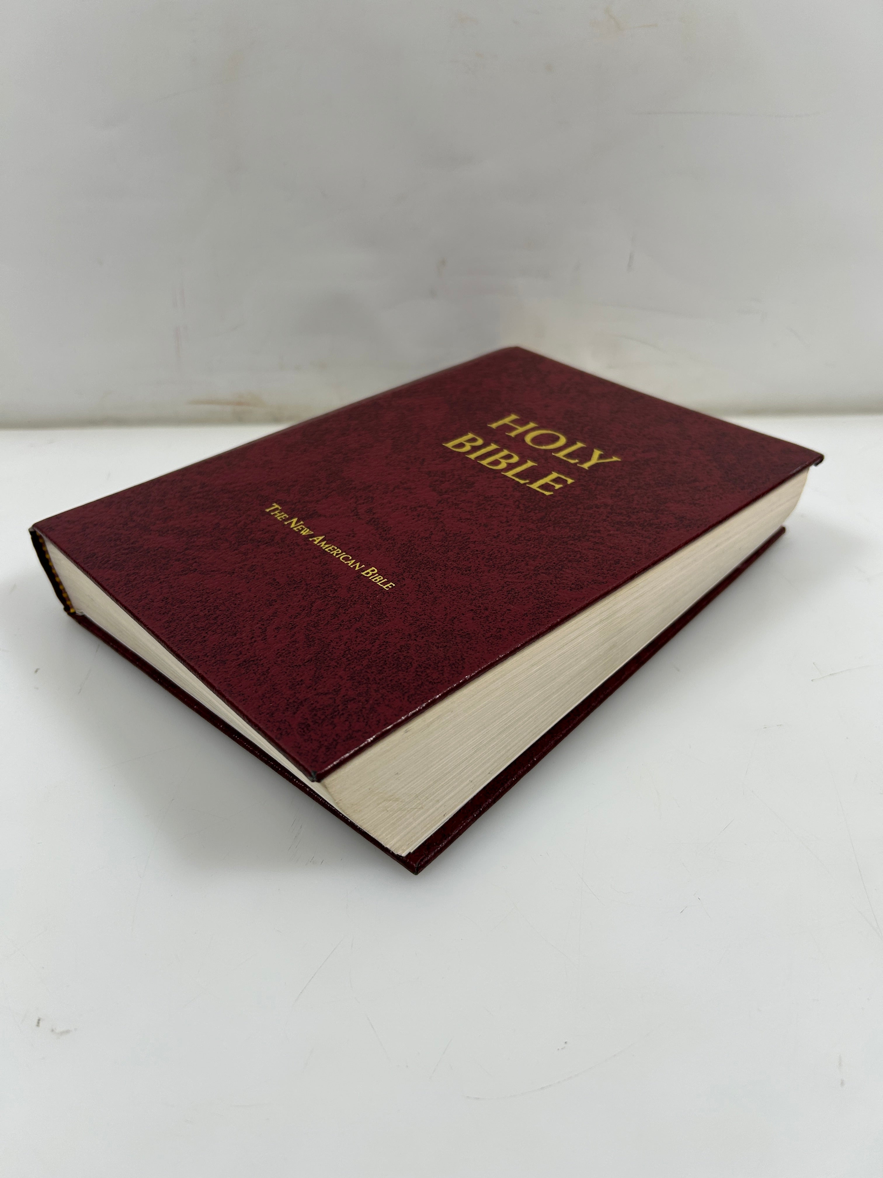 The New American Bible Fireside Bible Publishers 2003-04 Ed HC