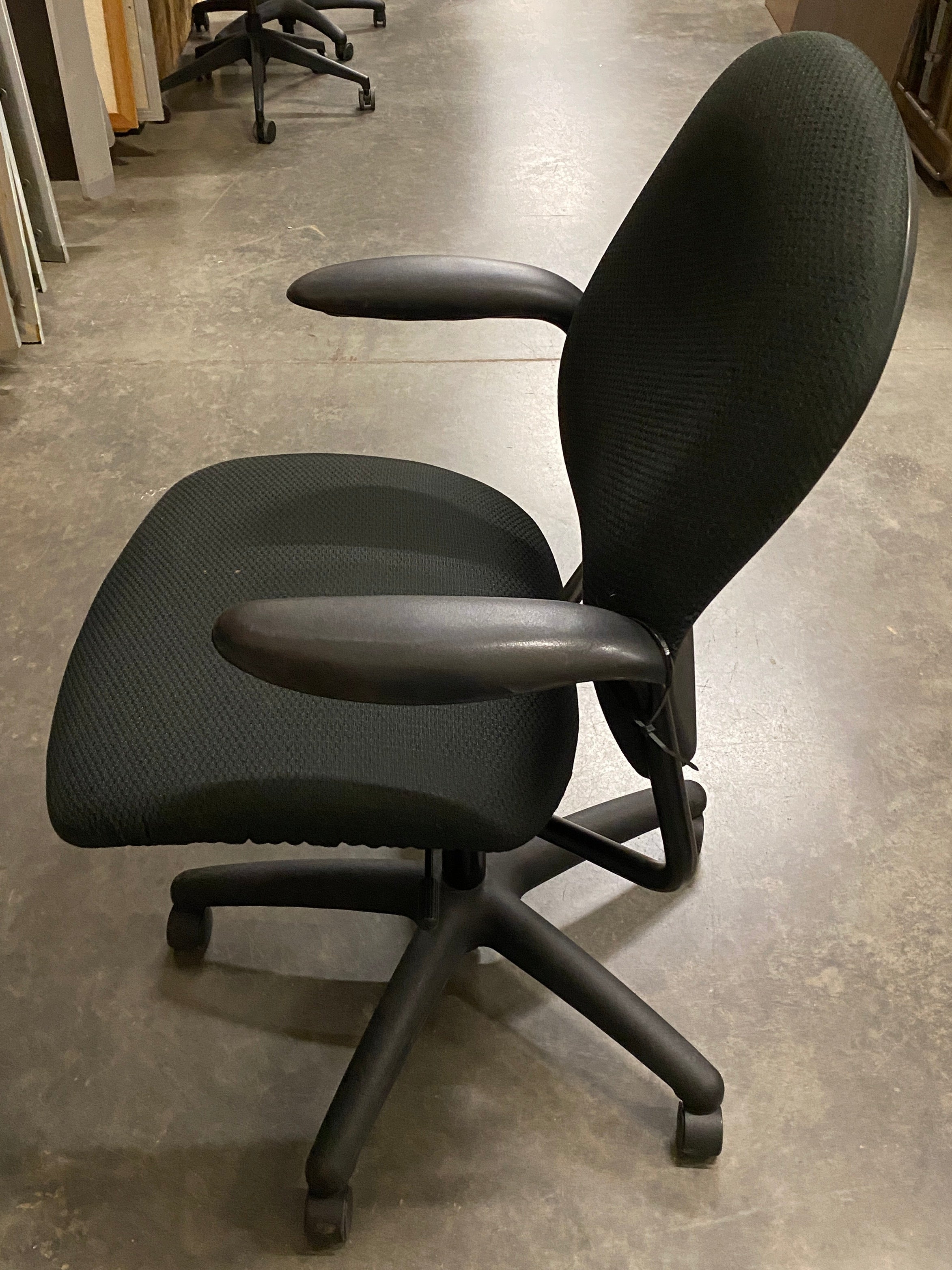 HON #CCU1VC Black Cushioned Office Chair