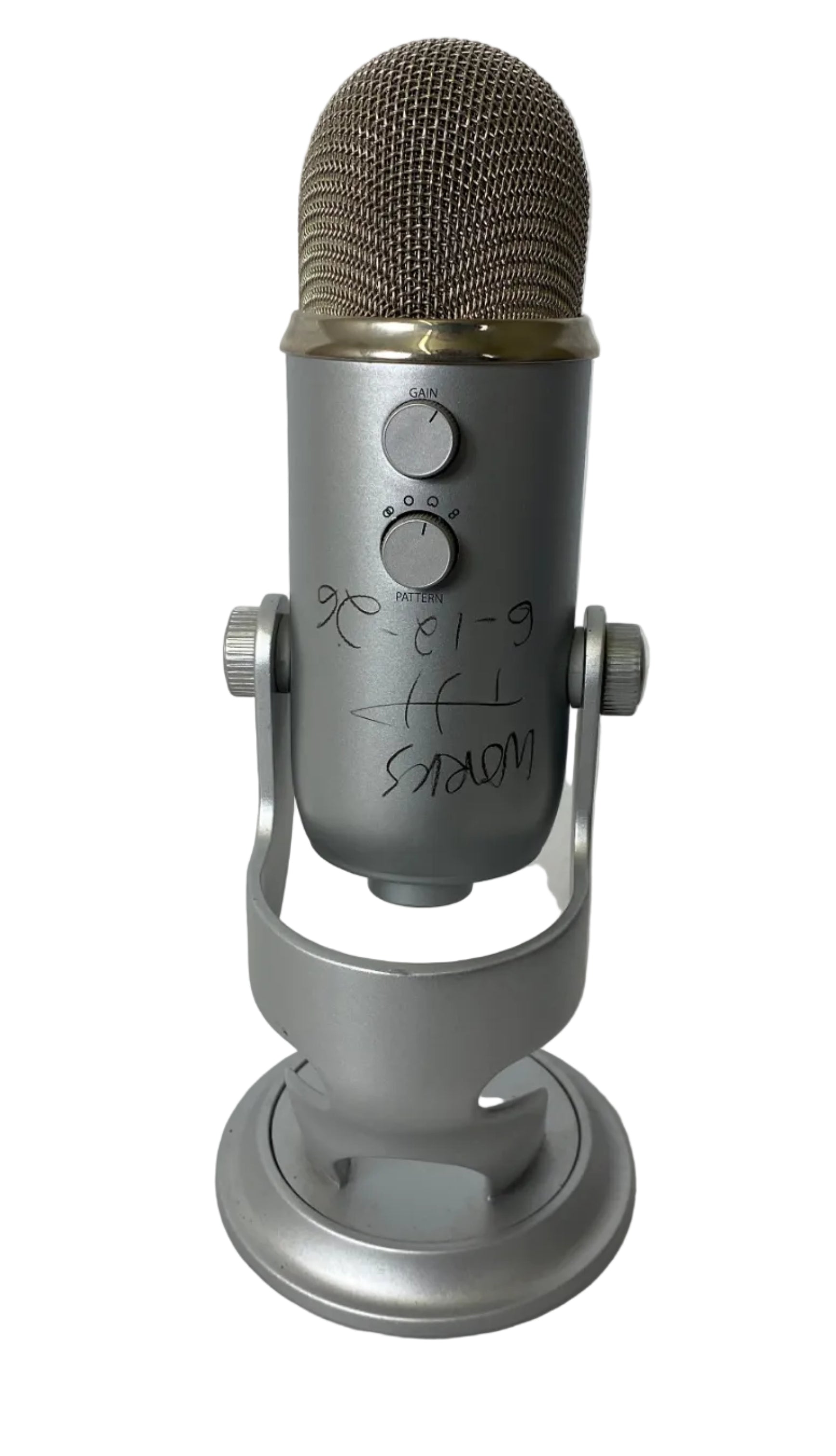 Blue Yeti Microphone Silver – MSU Surplus Store