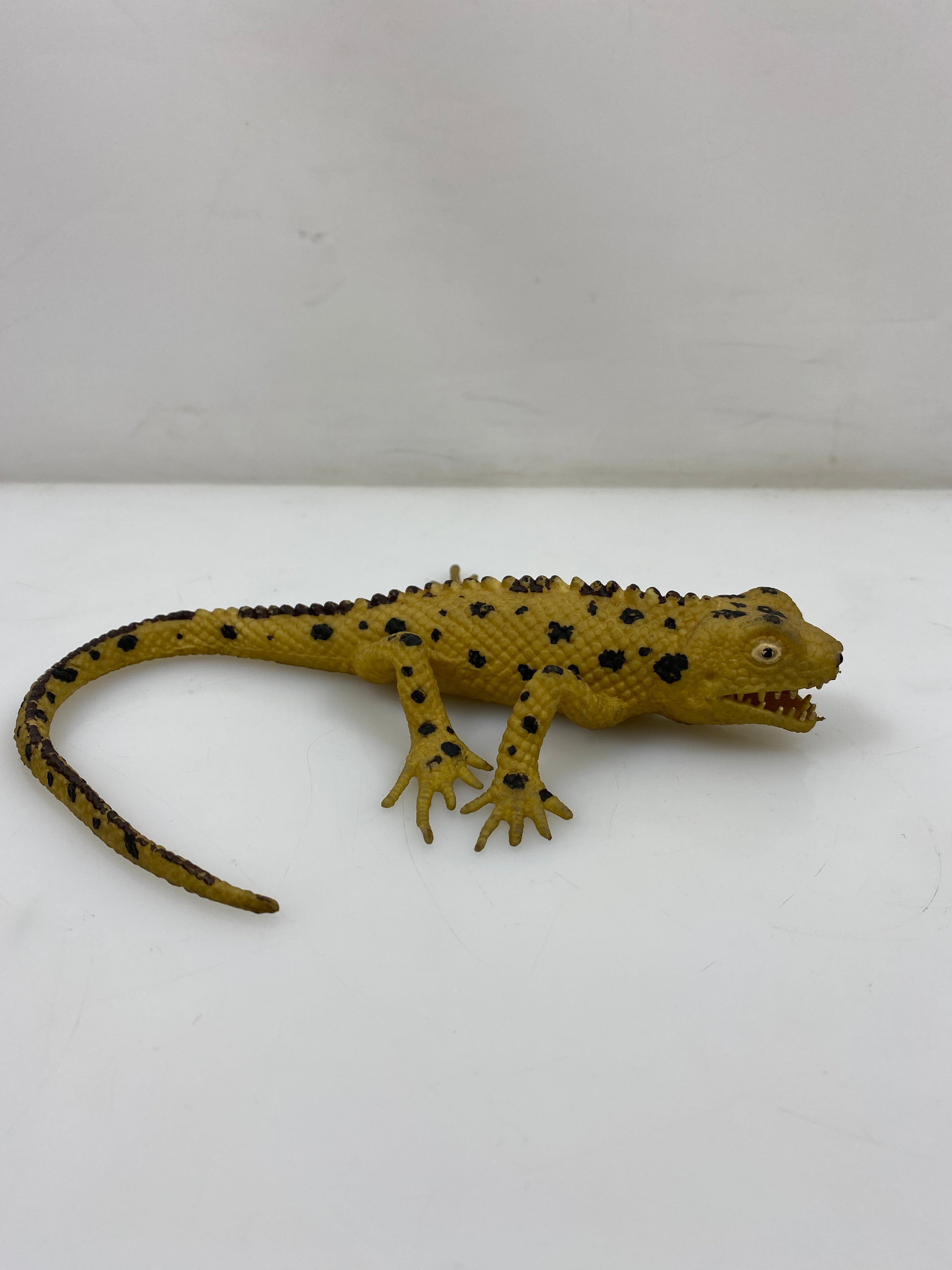 Vintage Imperial Lizard Toy