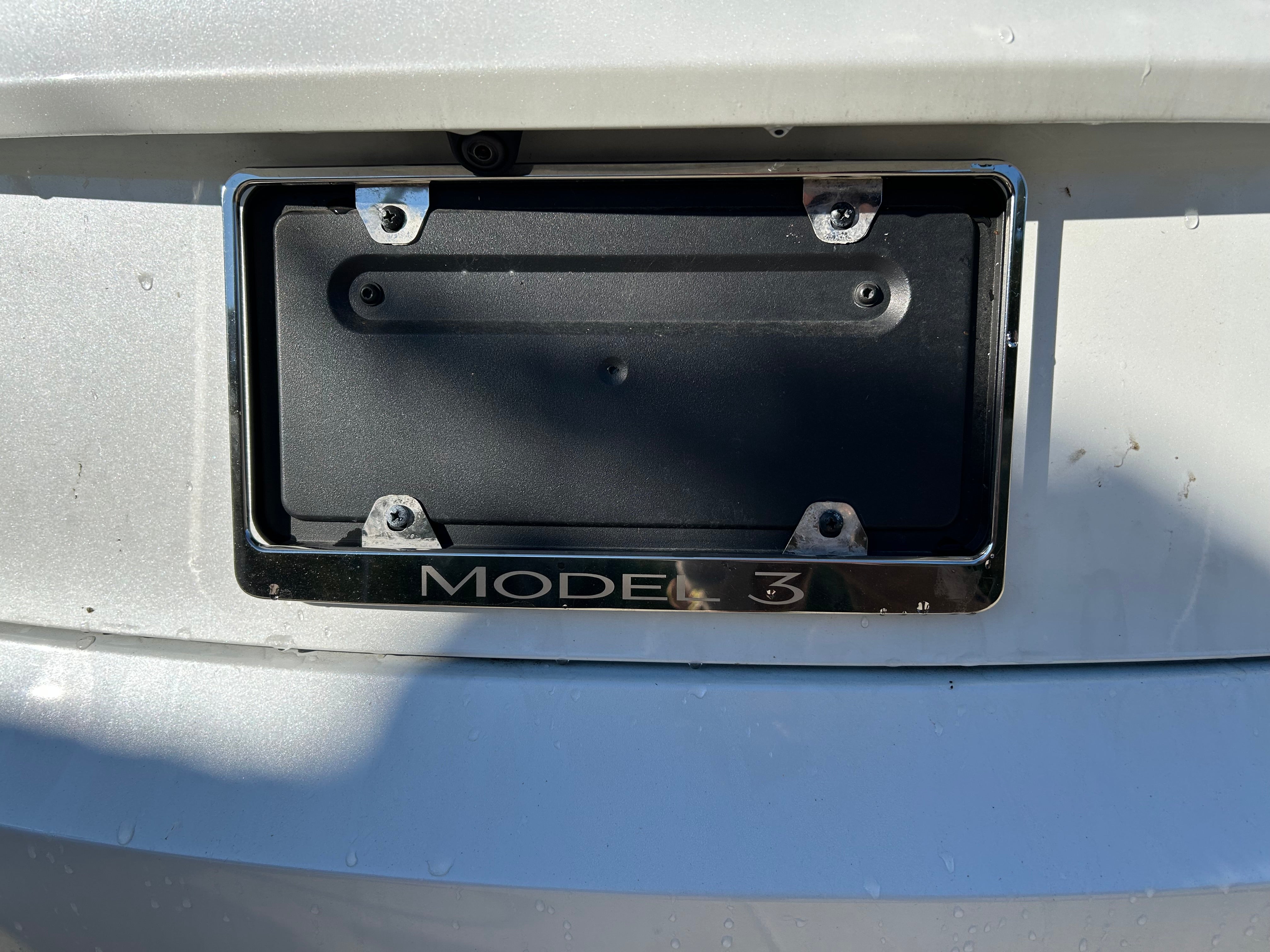 2022 - Tesla Model 3 - C500