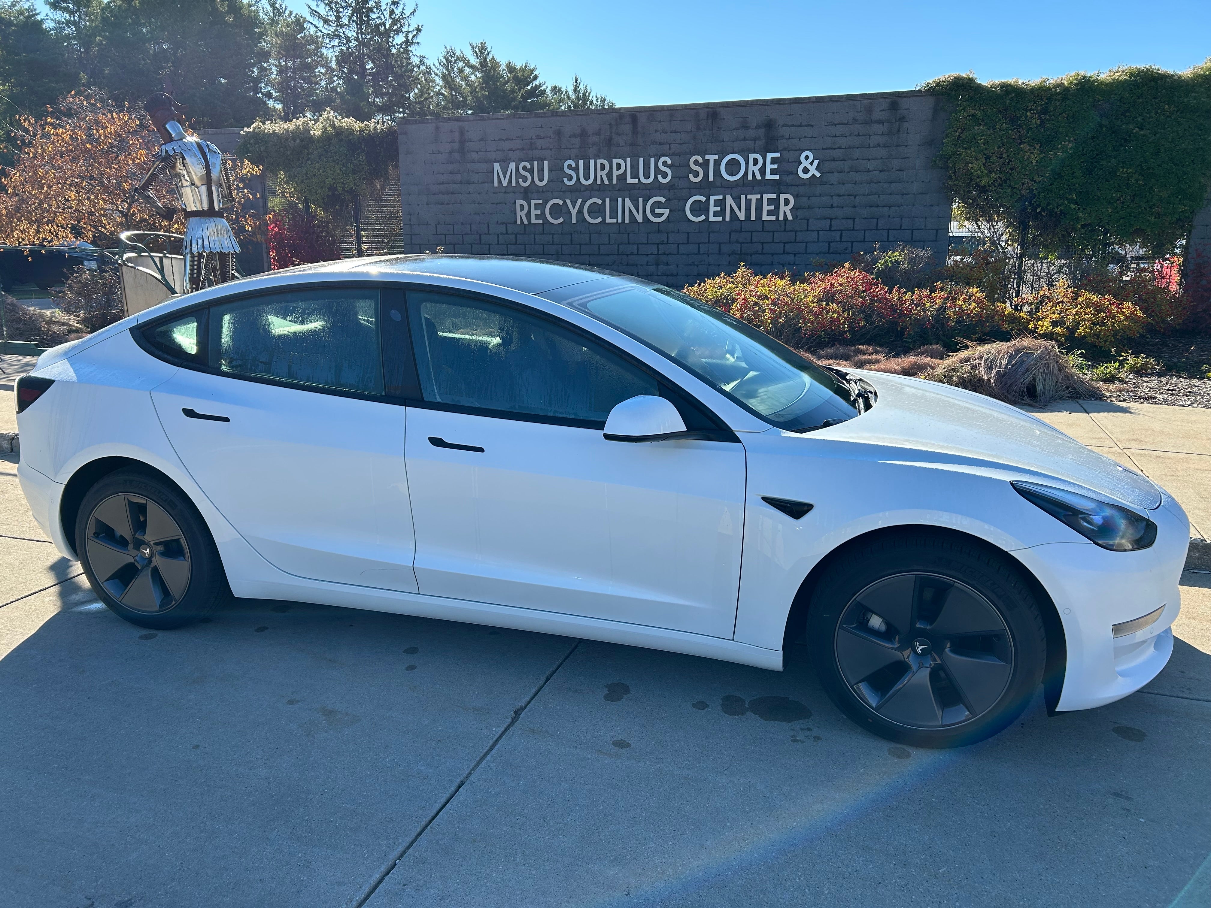 2022 - Tesla Model 3 - C500