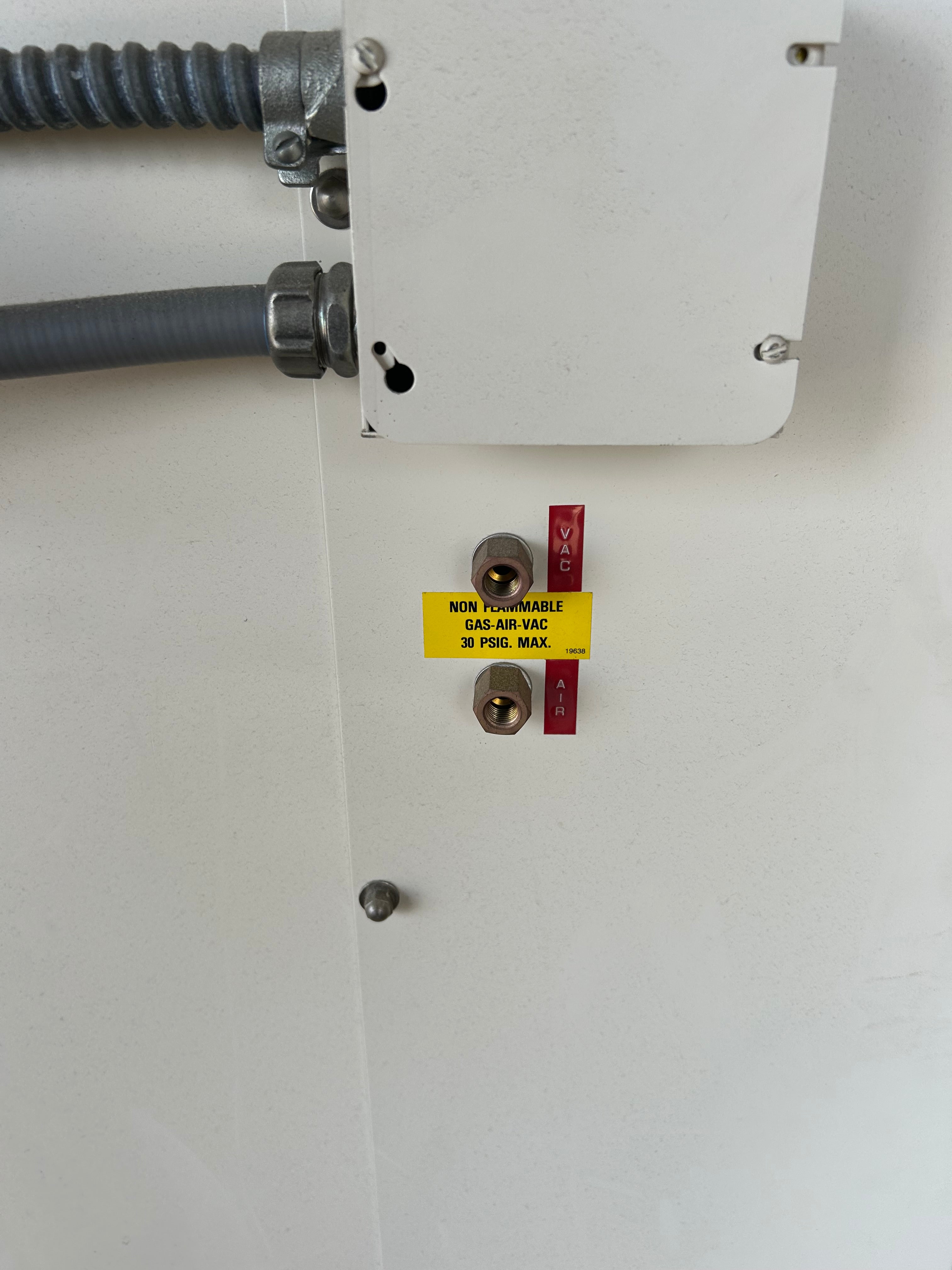 Fume hood for *Parts or Repair*