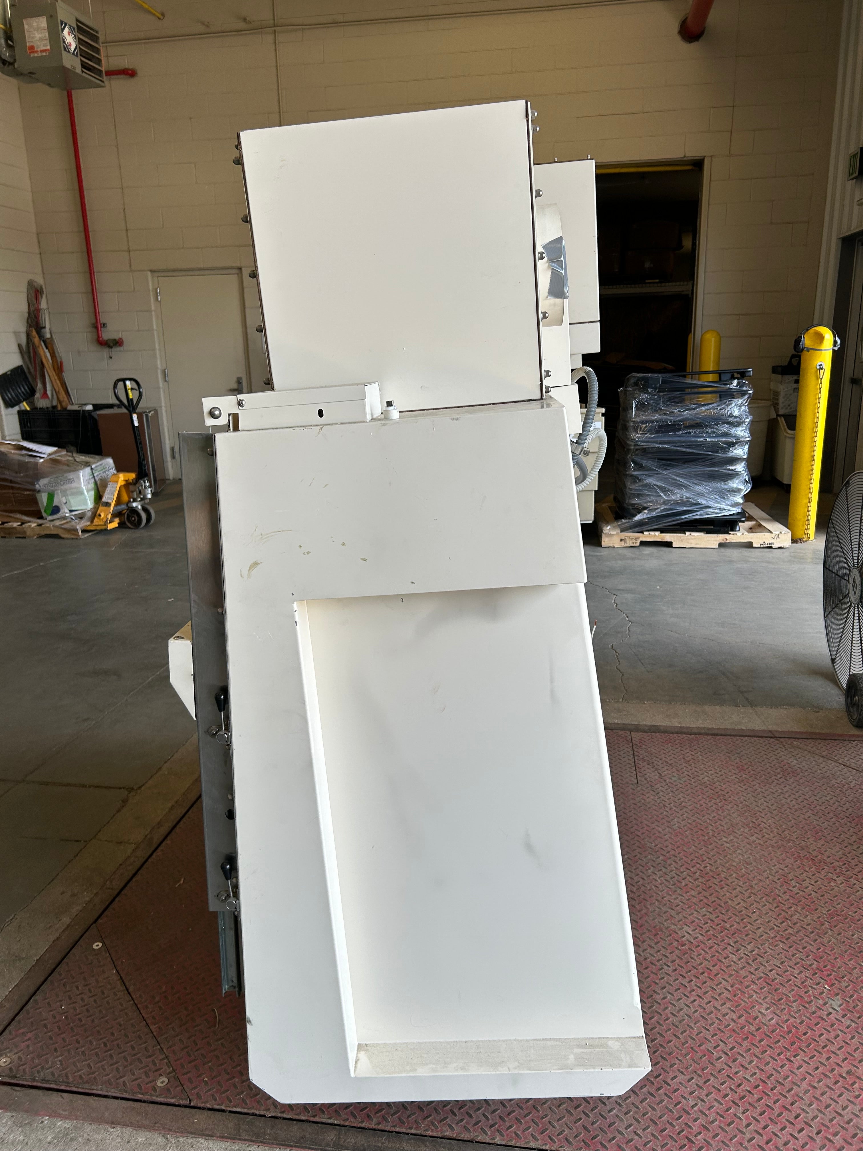 Fume hood for *Parts or Repair*