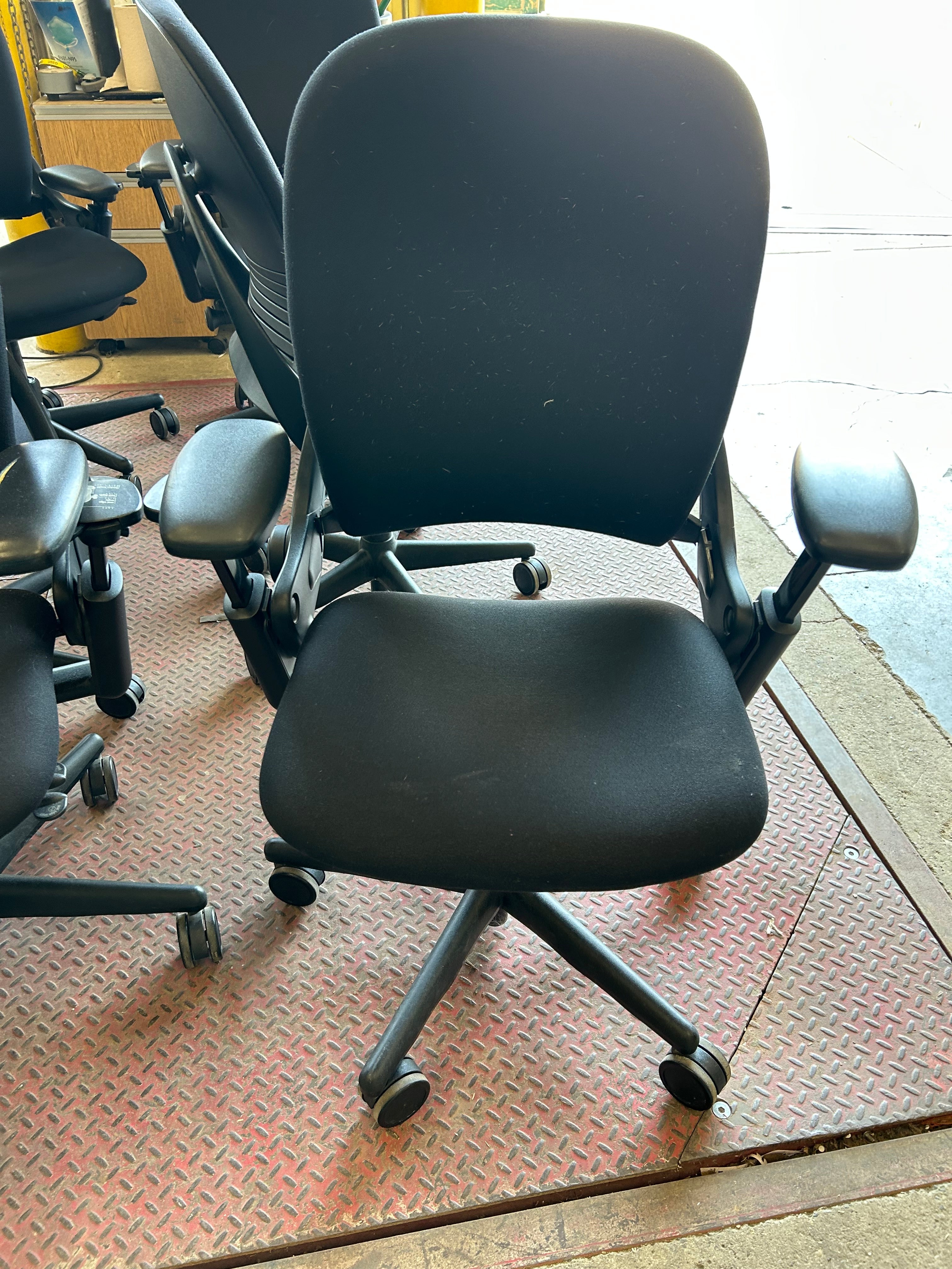 Lot of 6 Steelcase Leap Chairs in Fair Condition
