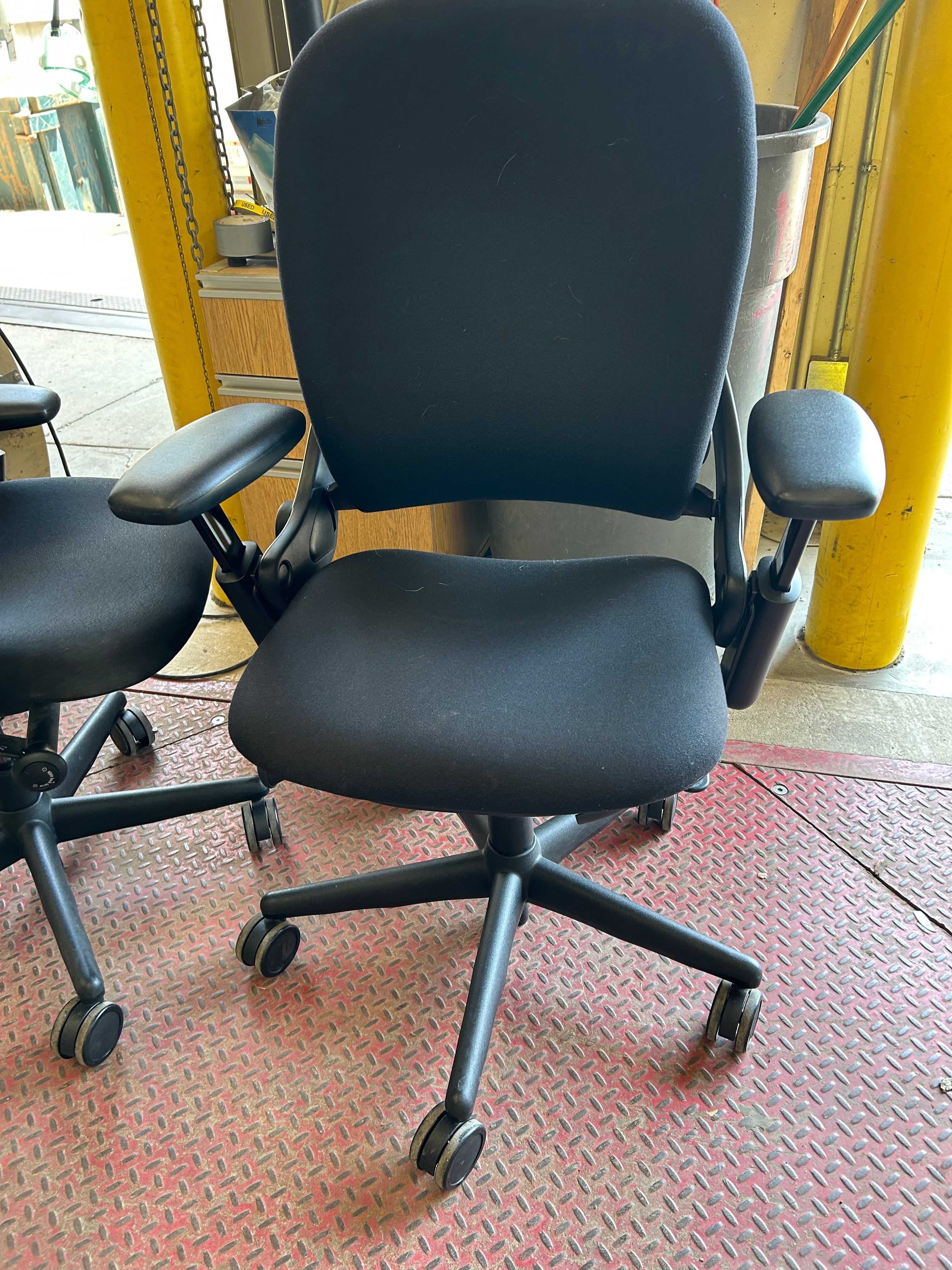 Lot of 6 Steelcase Leap Chairs in Fair Condition