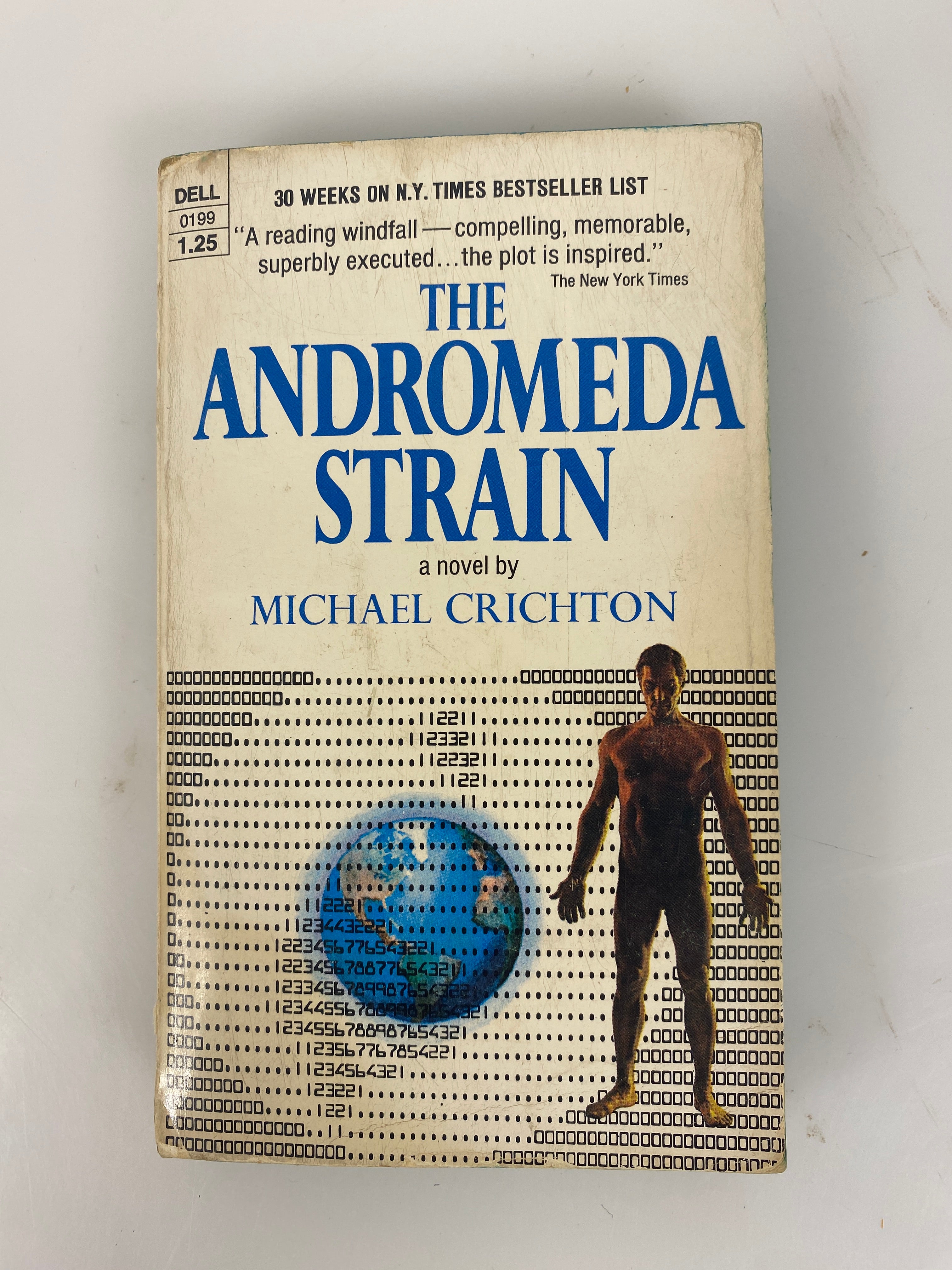 Andromeda Strain Michael Crichton vintage paperback 1970