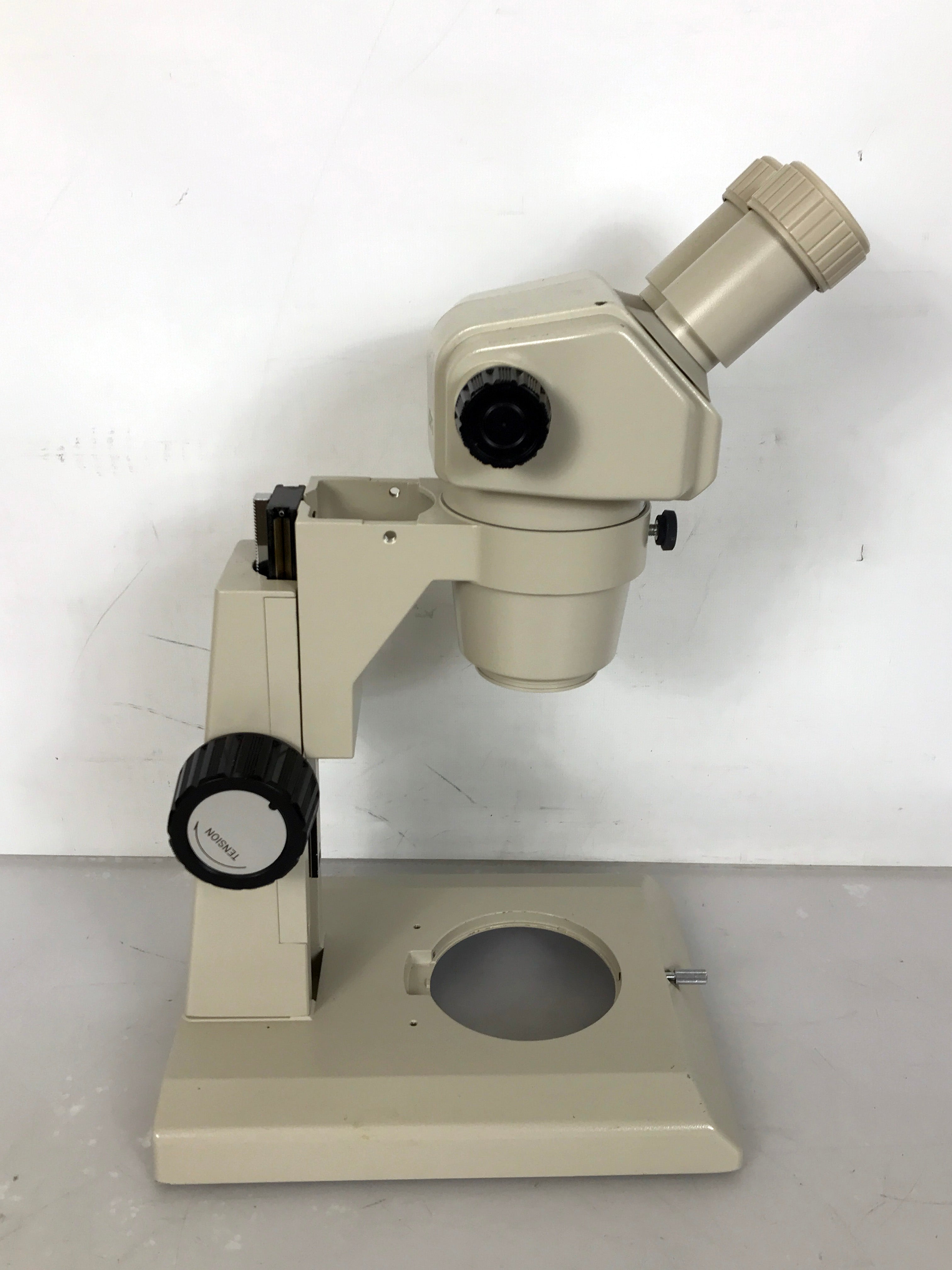 Nikon SMZ-1B Stereoscopic Microscope with Stand