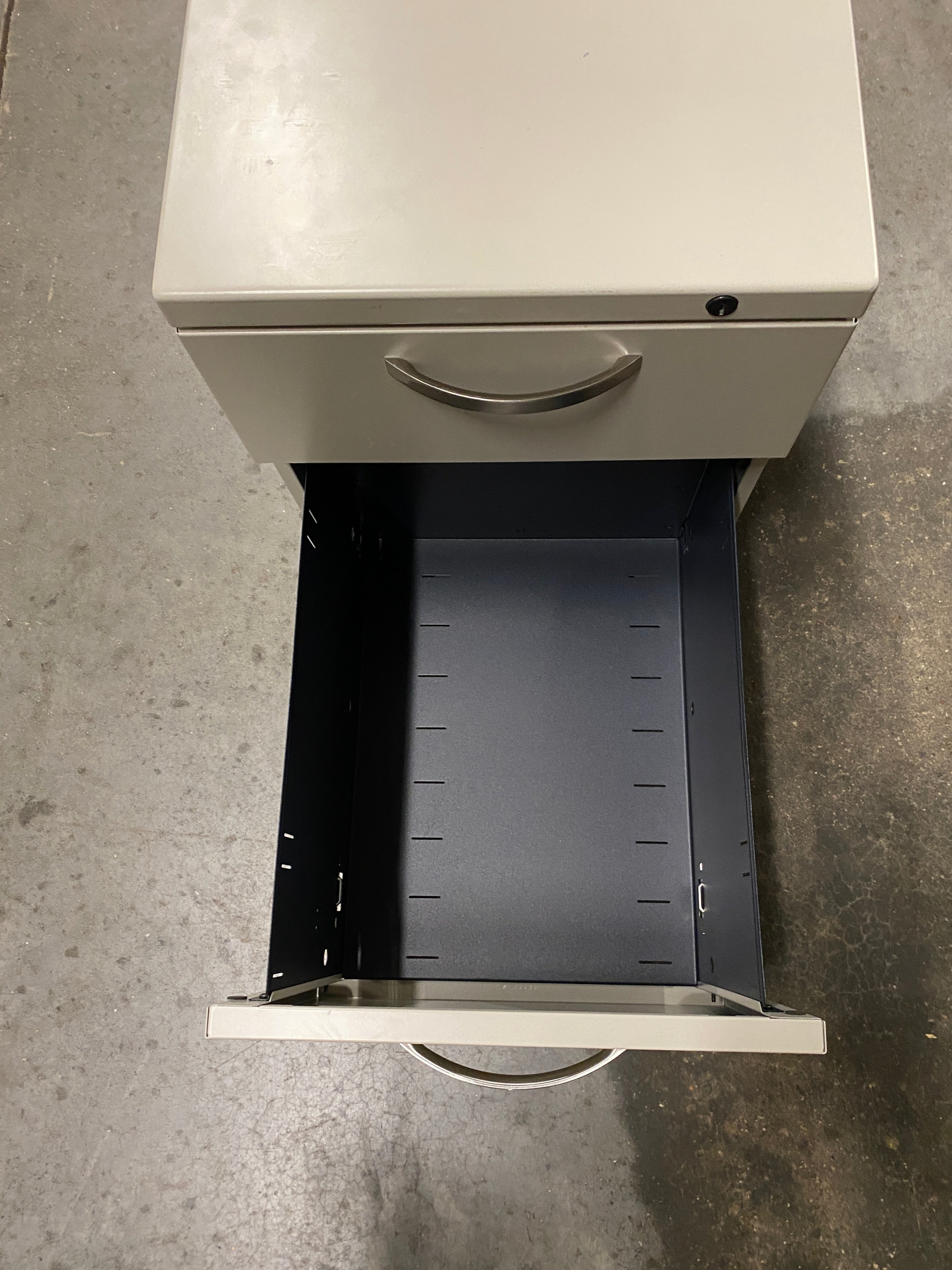 Steelcase Metal 2 Drawer Small Filing Cabinet On Wheels