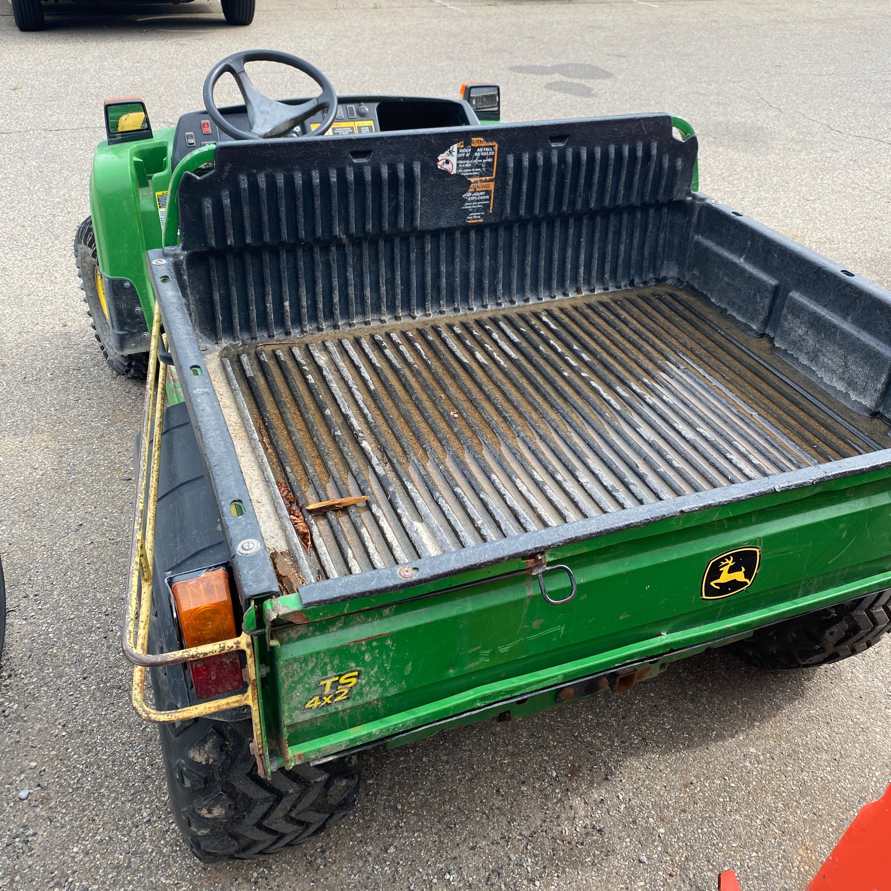 John Deere Gator TX 4x2 *For Parts*