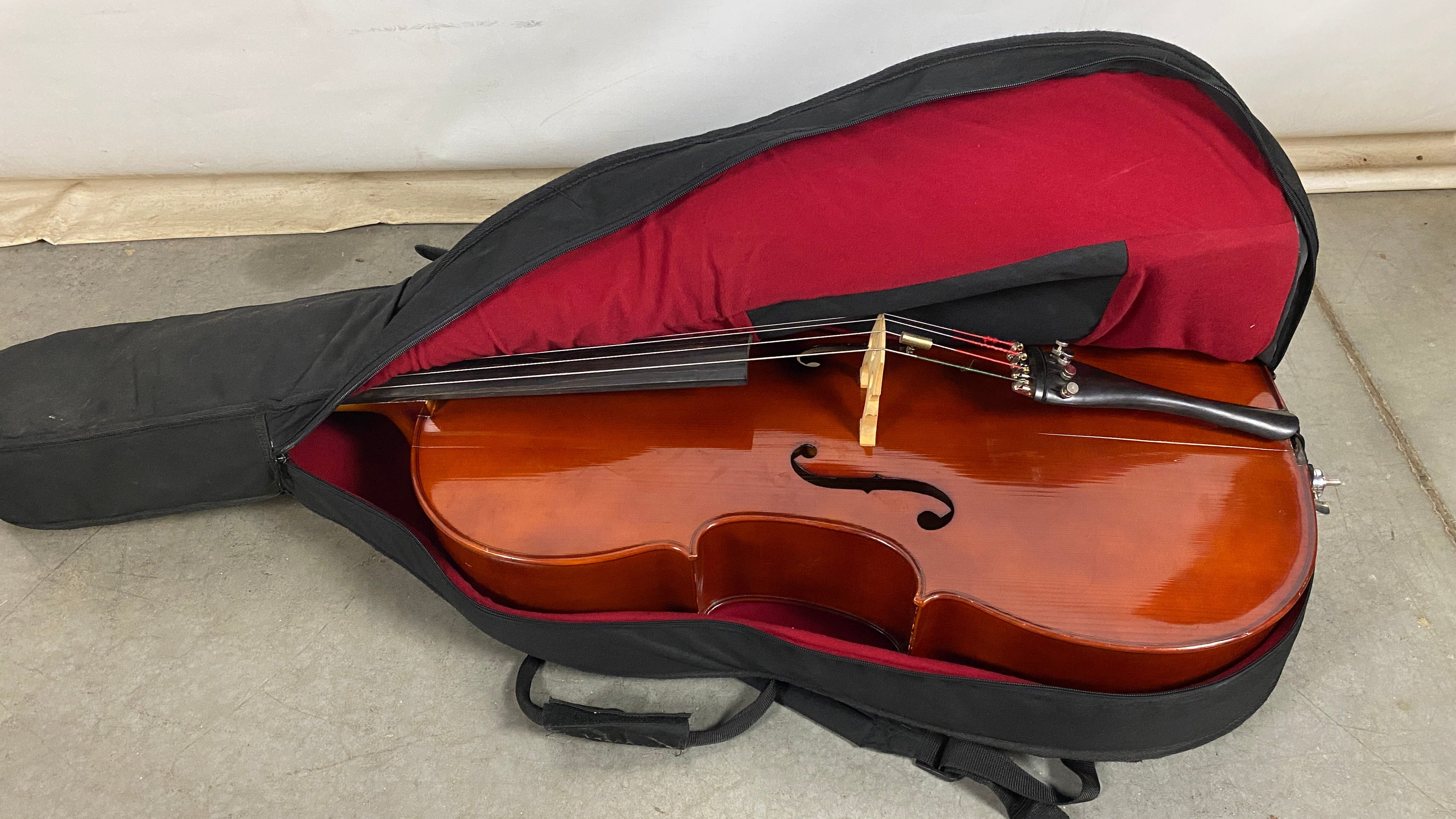 Francesco Cervins #HC-100 4/4 Cello w/ Bow and Travel Case