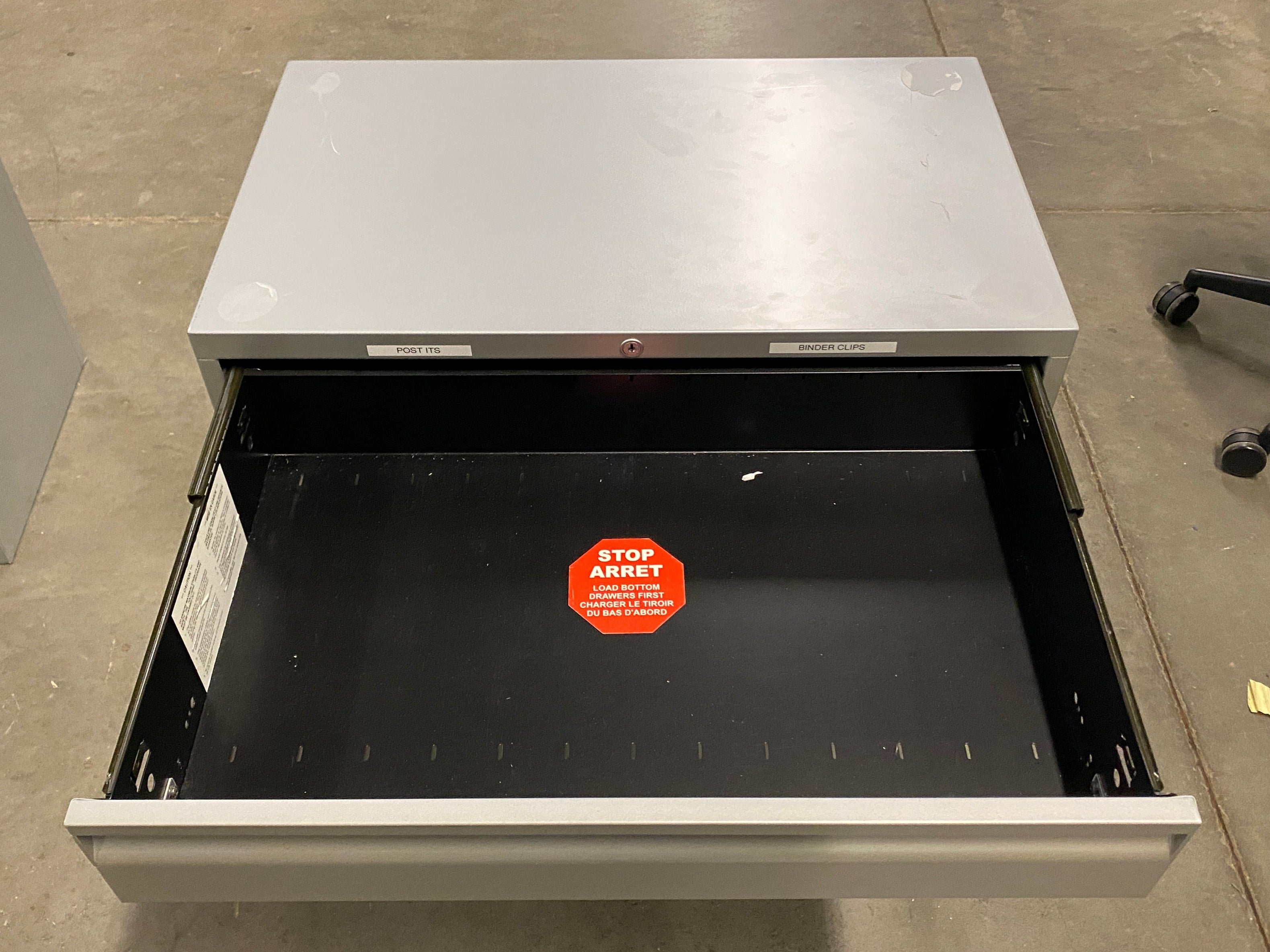 Teknion Furniture Systems Grey 3 Drawer Lockable File Cabinet