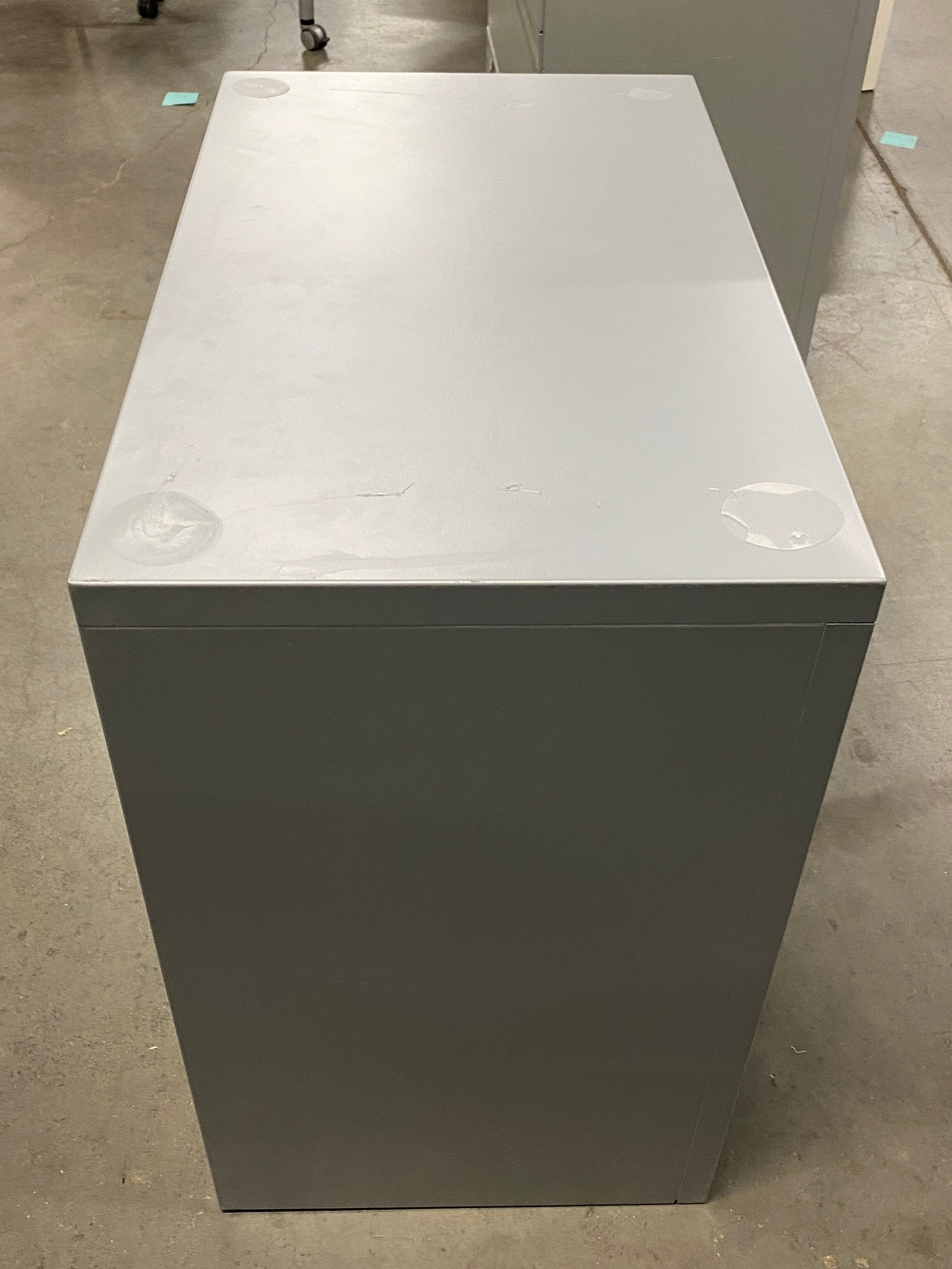 Teknion Furniture Systems Grey 3 Drawer Lockable File Cabinet