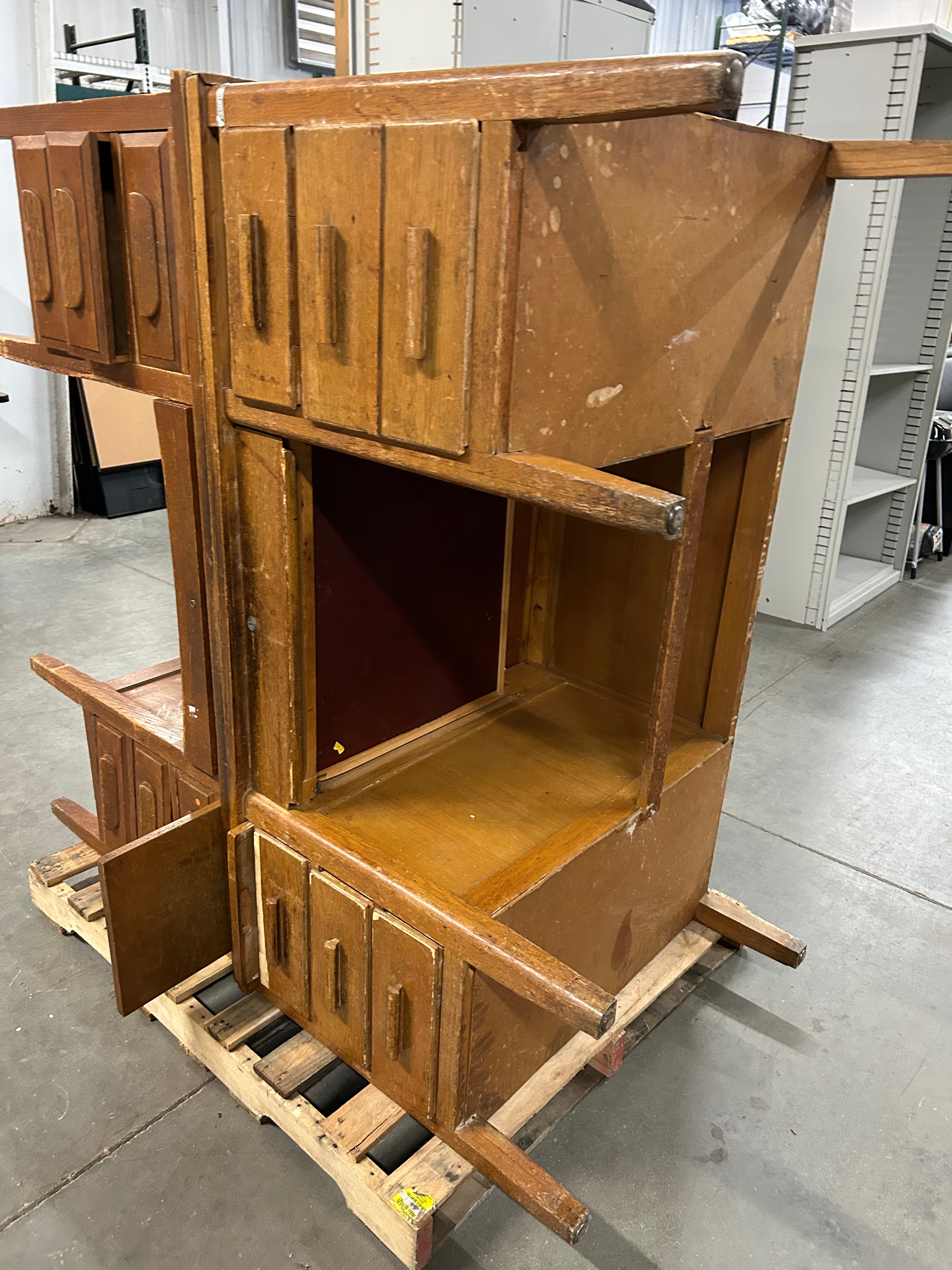 Lot of 2 Furniture Pieces 2 desks